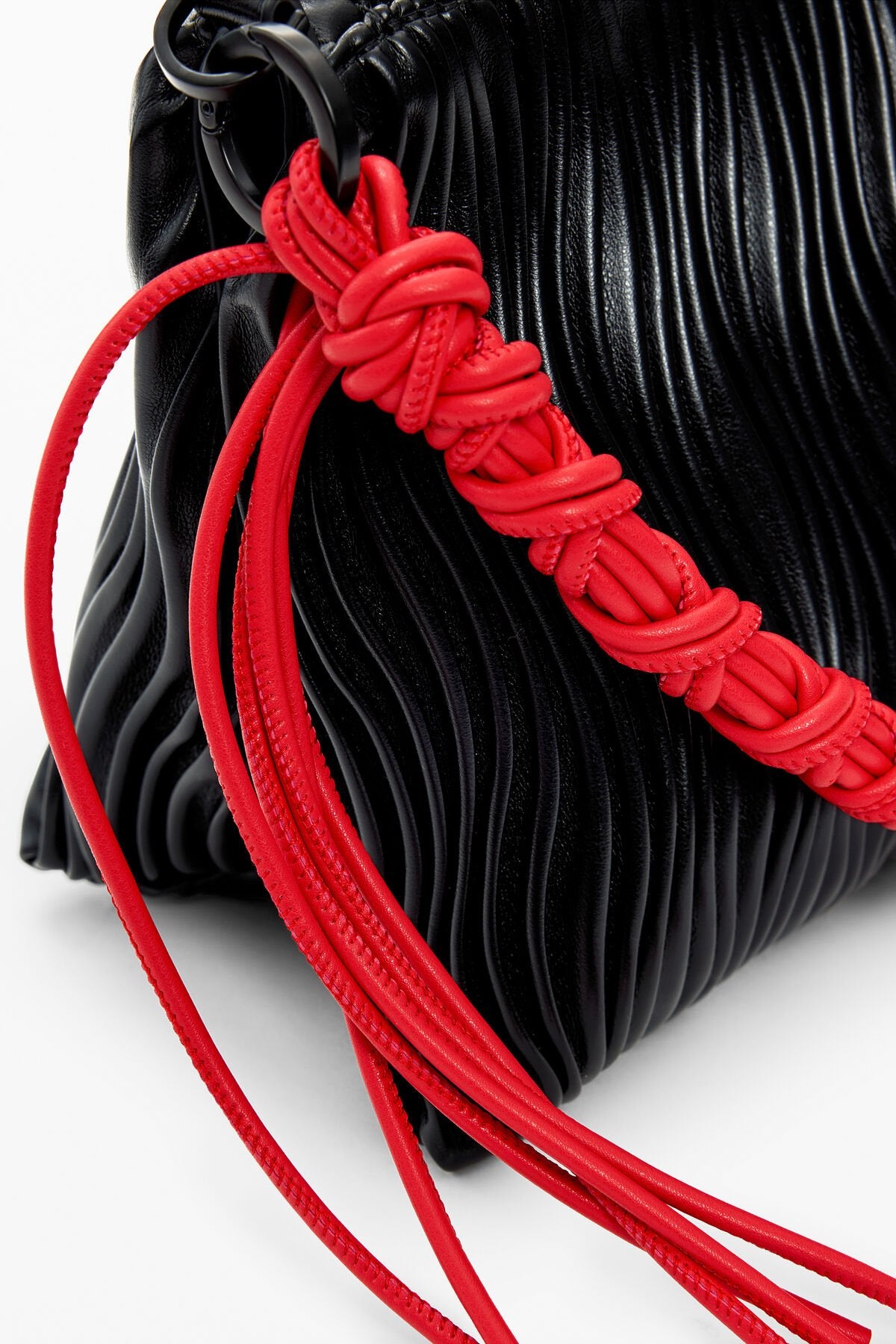 Дамска чанта за ръка Women’s handbag Desigual 26SAXPAS 2000 Black detail view