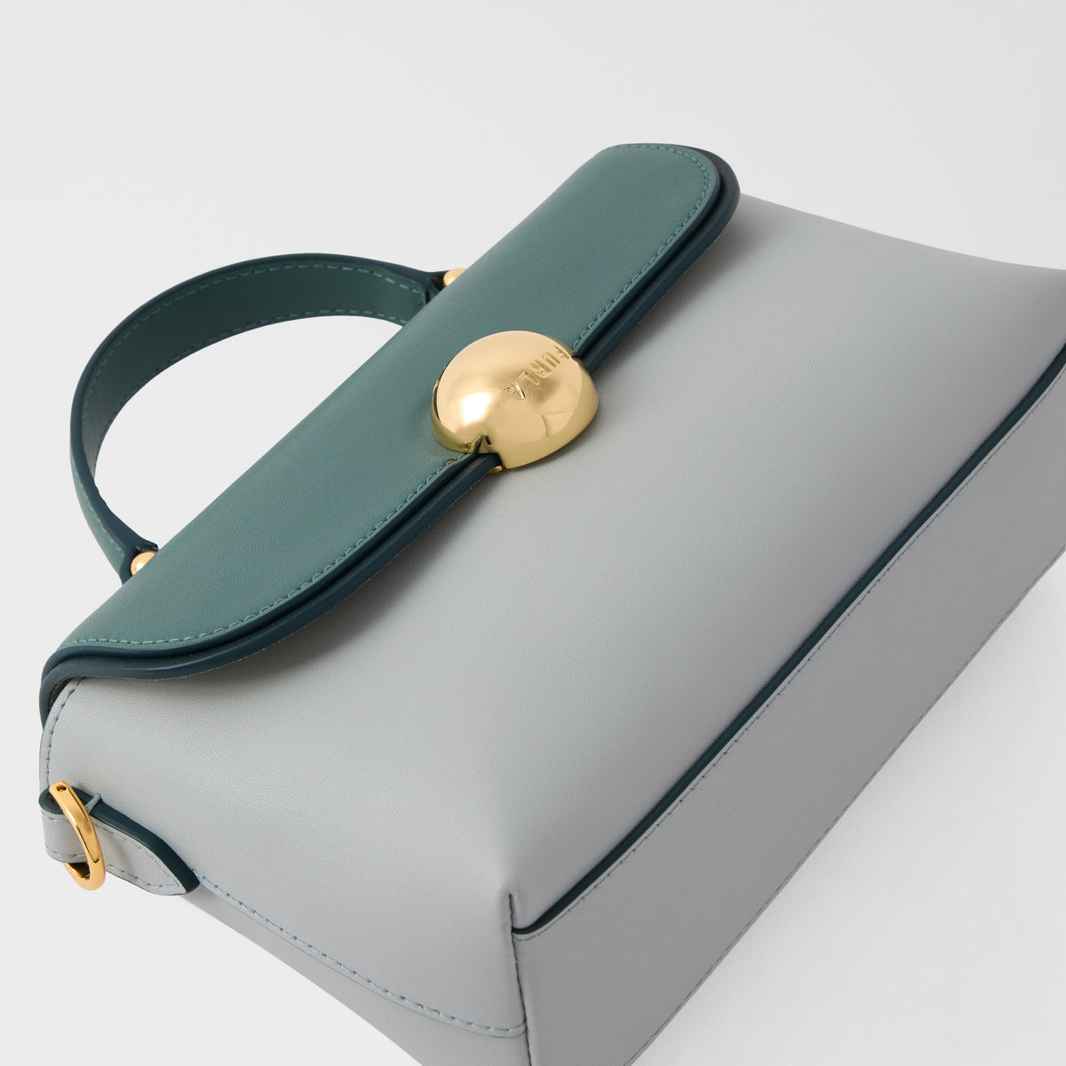 Women’s handbag Furla Moonlight Top Handle
WE00924_BX3175_1002_4958S Toni Edera Green top view