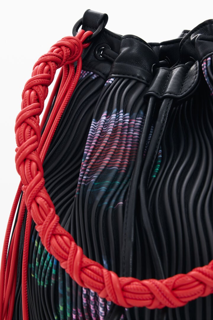 Дамска раница Women’s rucksack Desigual
26SAKP28 2000 detail view