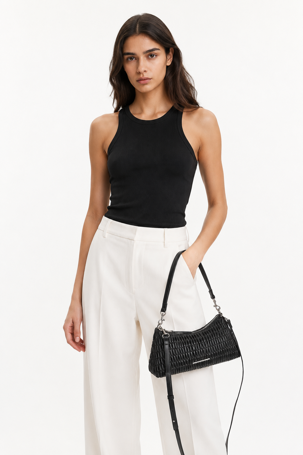 Дамска чанта за рамо Women’s shoulder bag Calvin Klein LV04K3088G UB1 lifestyle view