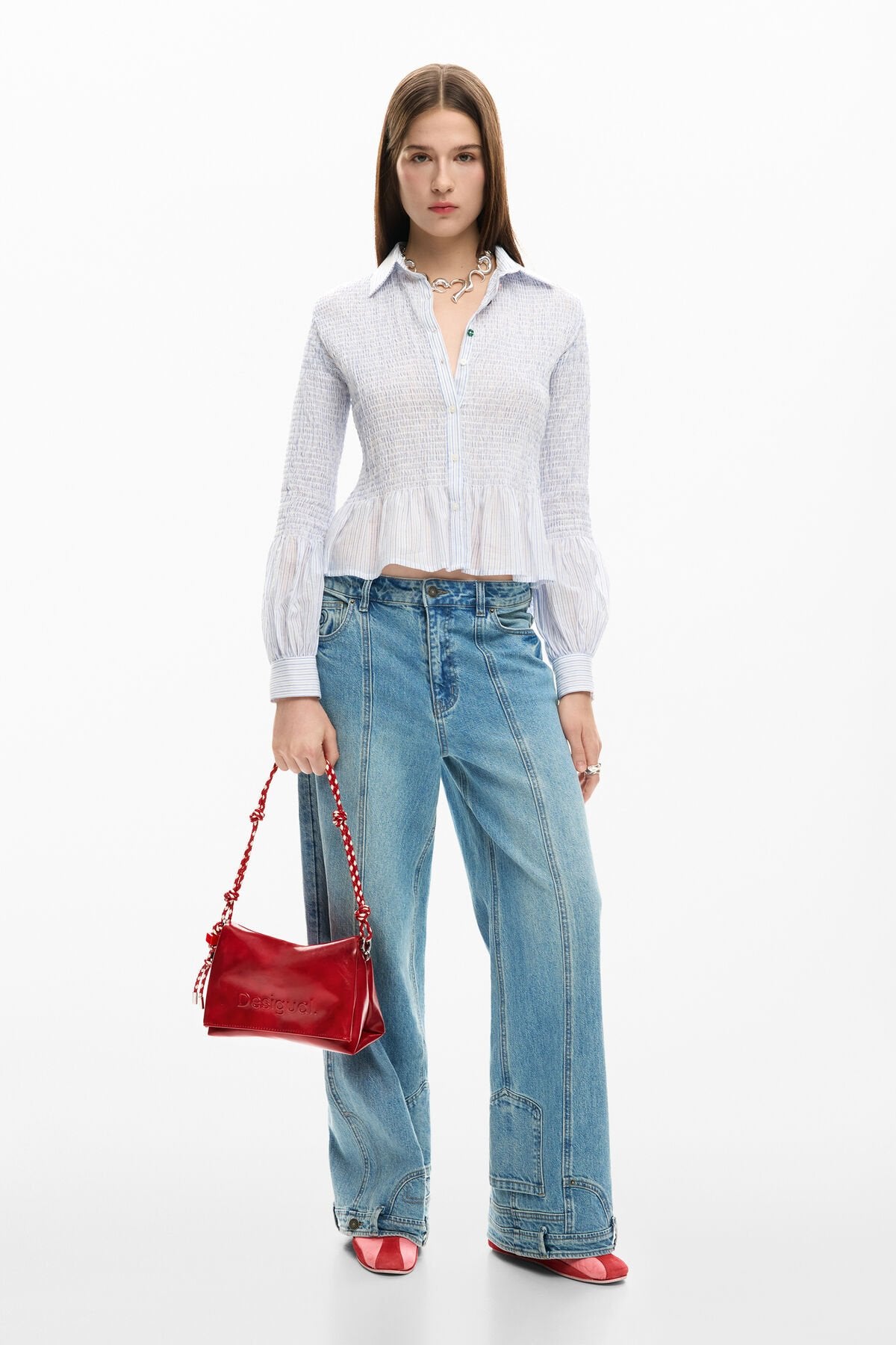 Дамска чанта Women’s shoulder bag Desigual
26SAXPAA 3000 Red head to toe view