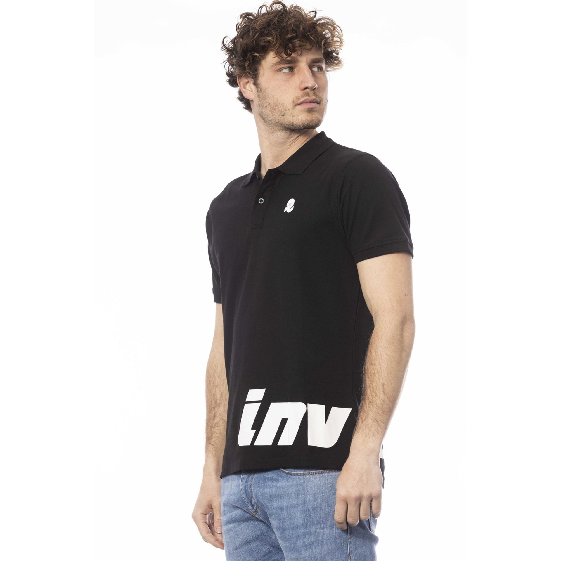 Мъжка поло тениска в черно Men’s polo shirt Invicta in Black 4452282U 7NERO Angled view