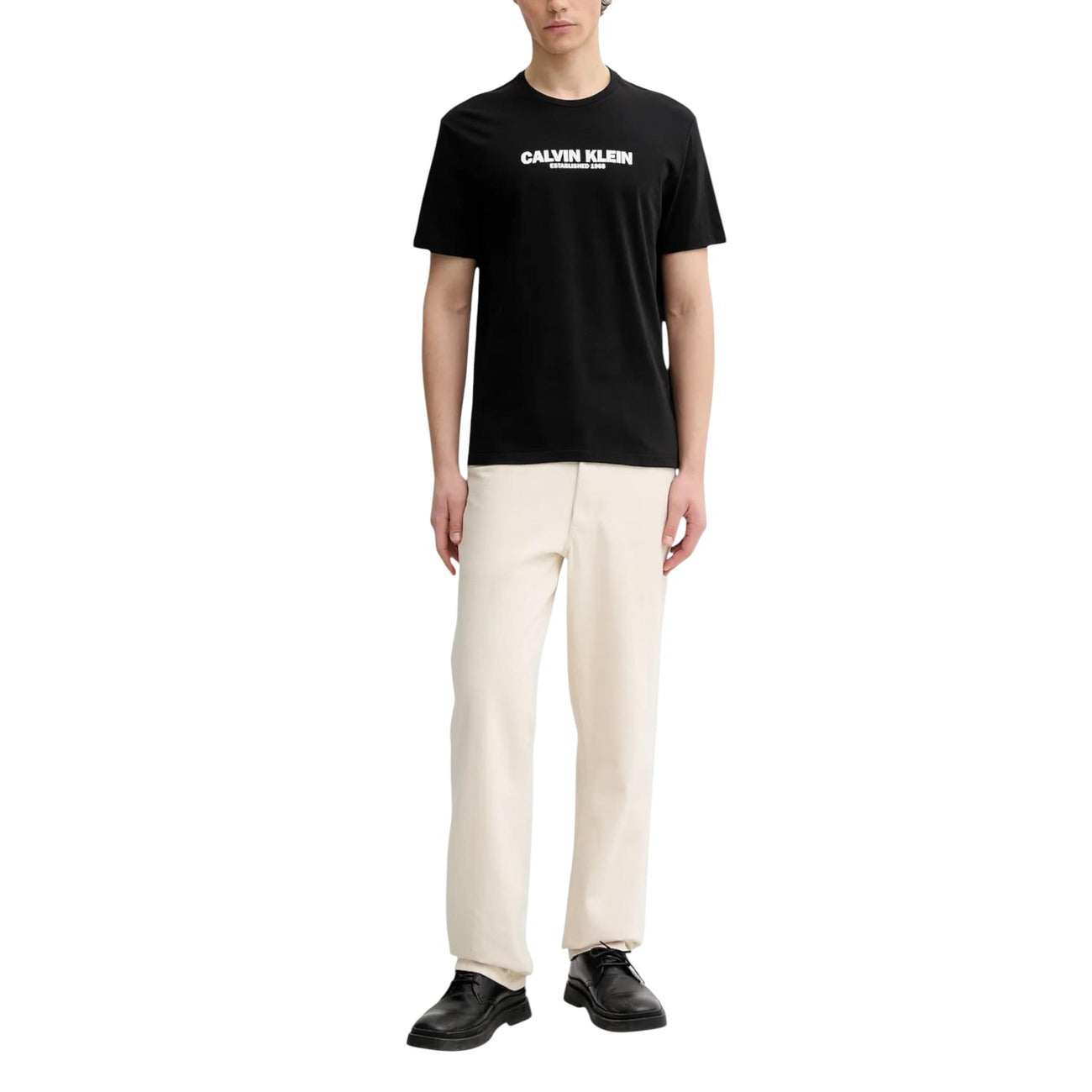 Мъжка черна тениска Calvin Klein Men T-shirt LV04RE820G Front View