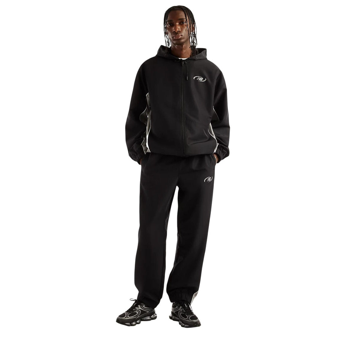 Мъжко спортно долнище New Balance Trackside woven Sweatpants MB62A8LTBK Front View