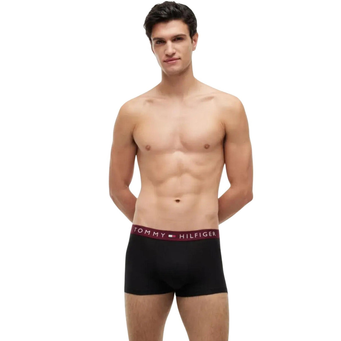 Мъжки боксерки Tommy Hilfiger Men 3-Pack Boxers UM0UM03908 06K Model View