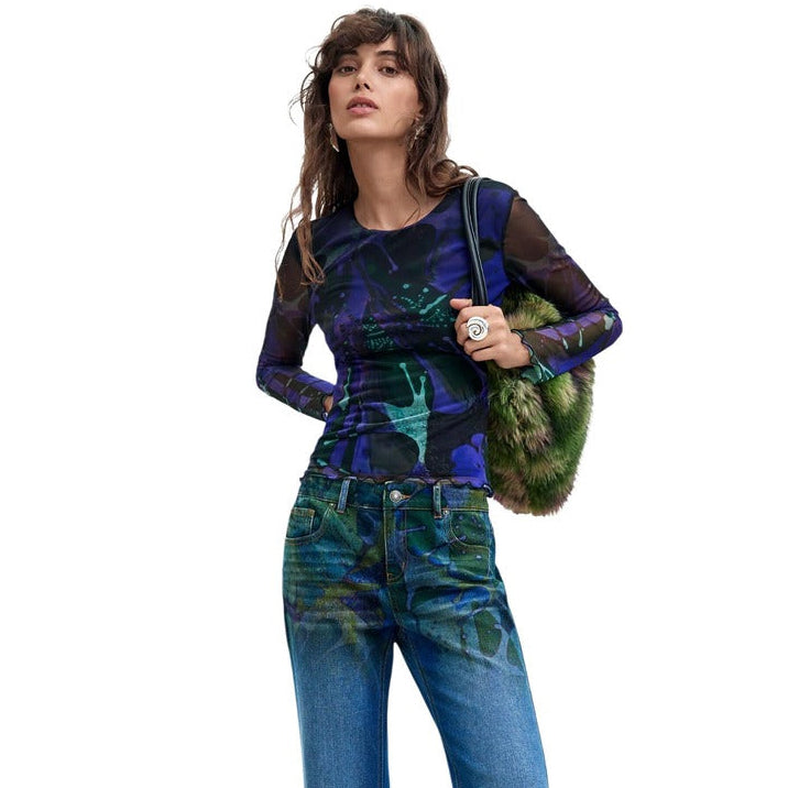 Дамска тениска Desigual women’s t-shirt 26WWTK02 5022 Model view