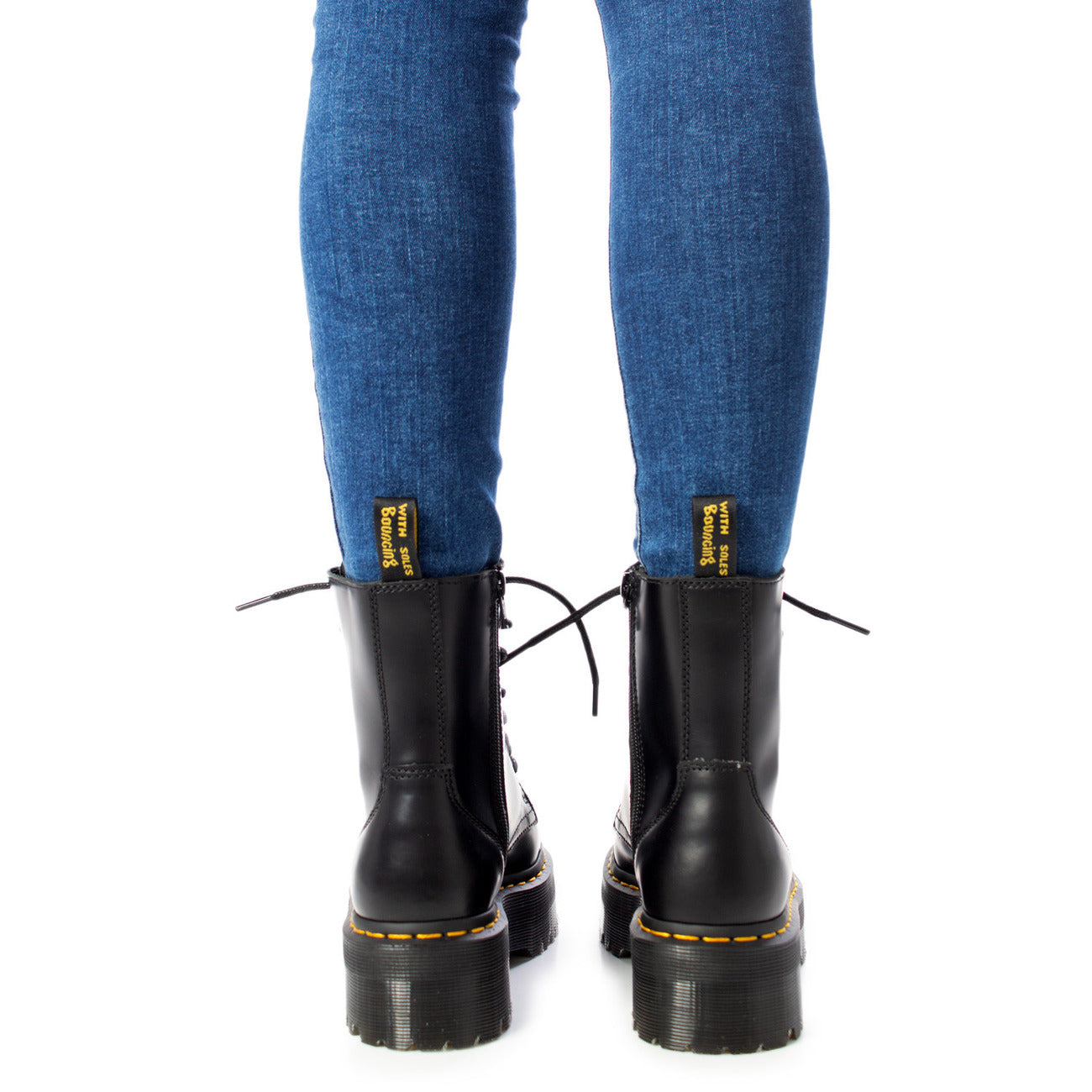 Дамски боти Dr. Martens Women Boots 
15265001 Model View