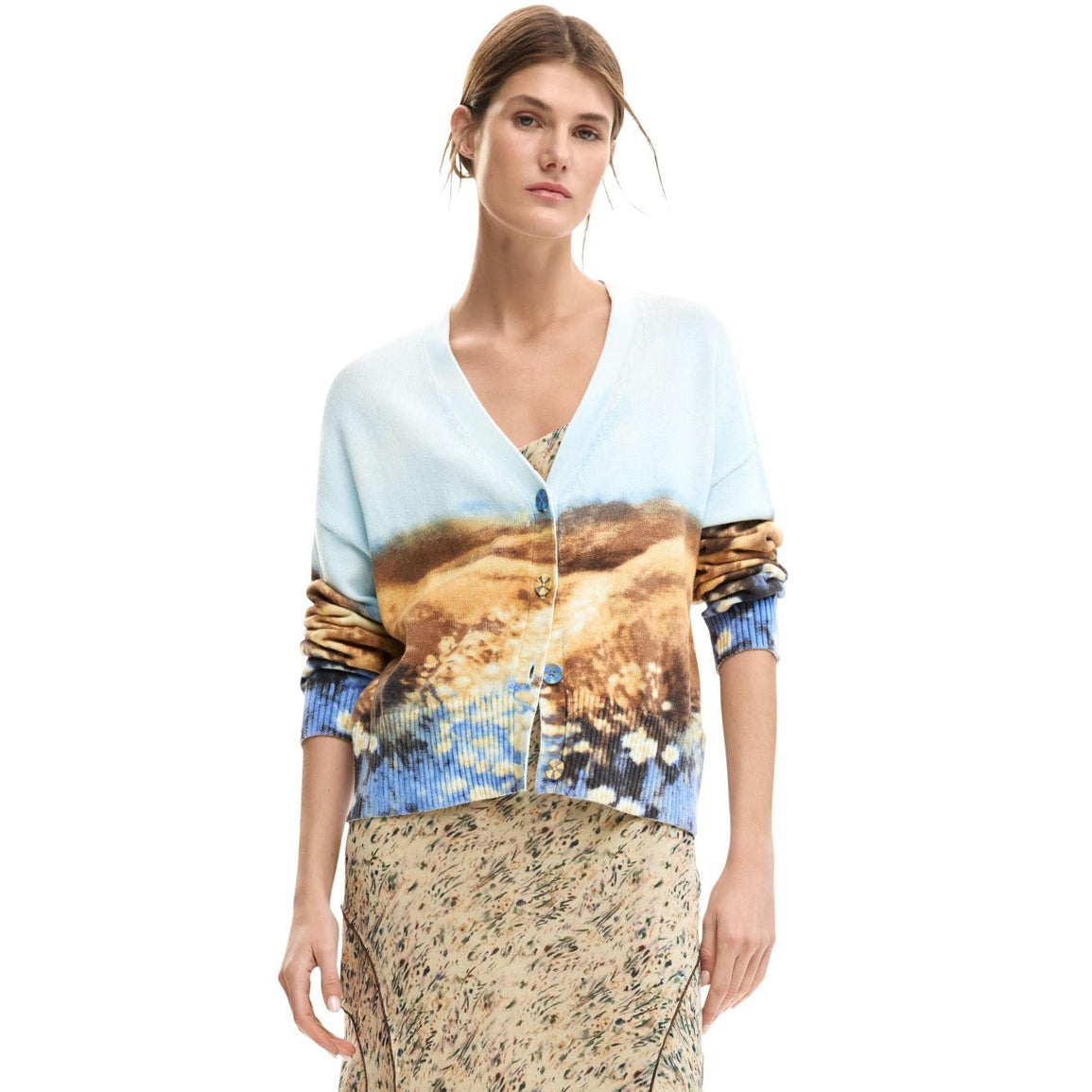 Дамска жилетка Desigual women’s cardigan 26SWJF18 5004 front view