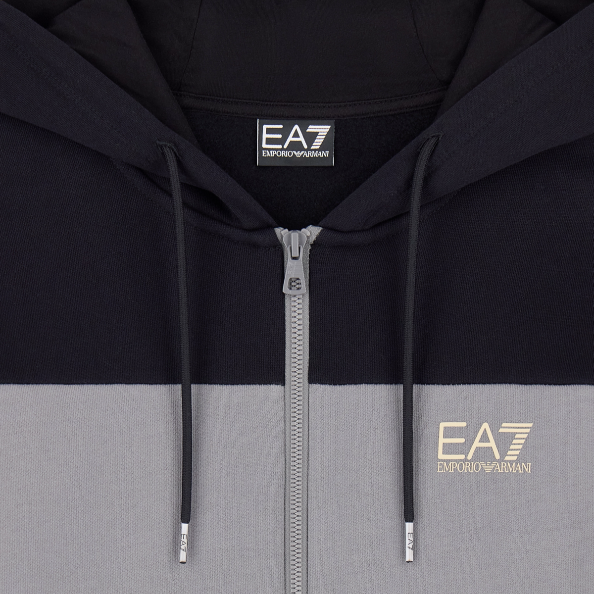 Мъжки екип EA7 Emporio Armani Men Tracksuit 7M002411 AF10377 U8085 Close-Up