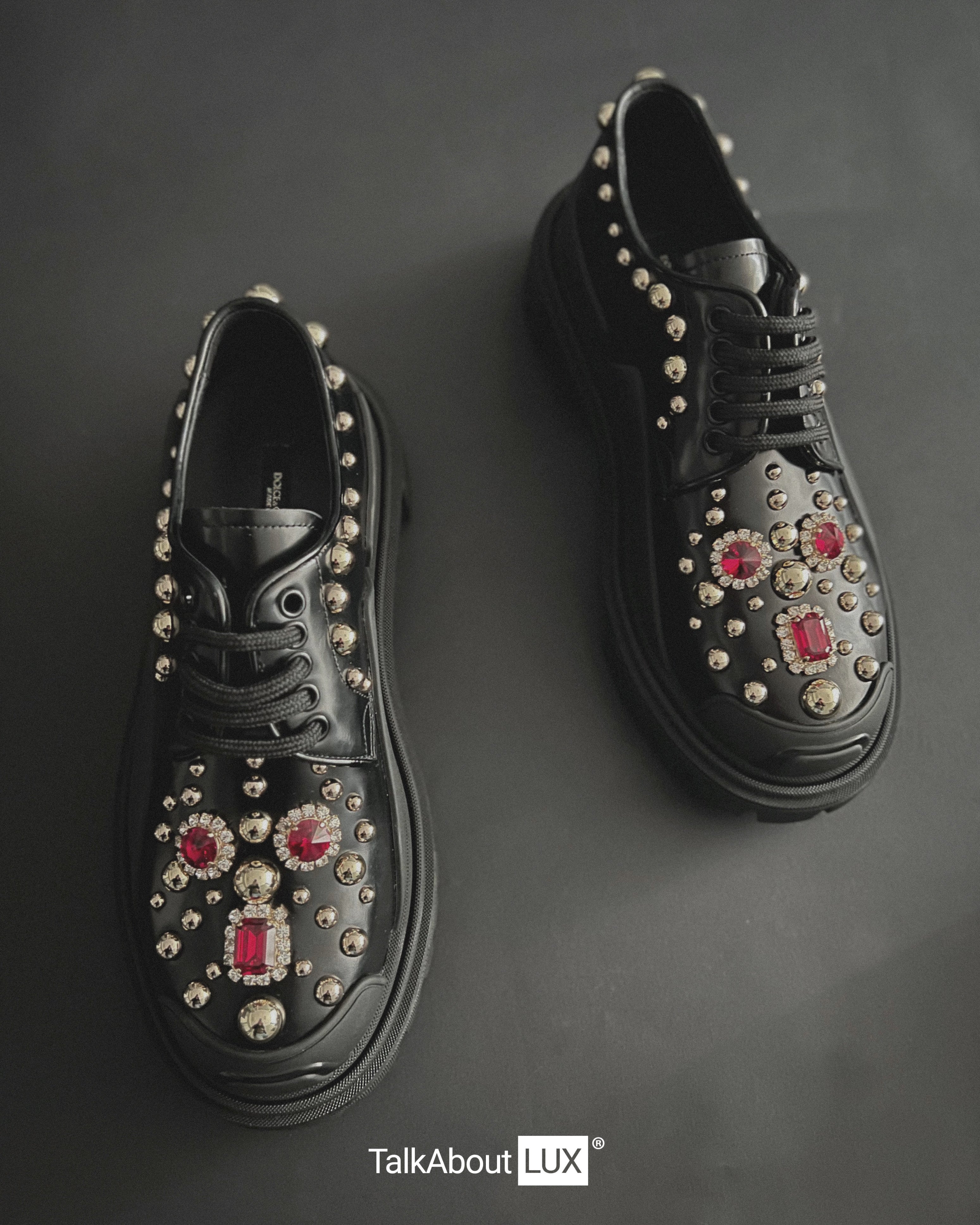 Дамски луксозни обувки с кристали DOLCE & GABBANA CK1700-AJ397 80999 Jeweled Crystal Women Derby Shoes Black social media view