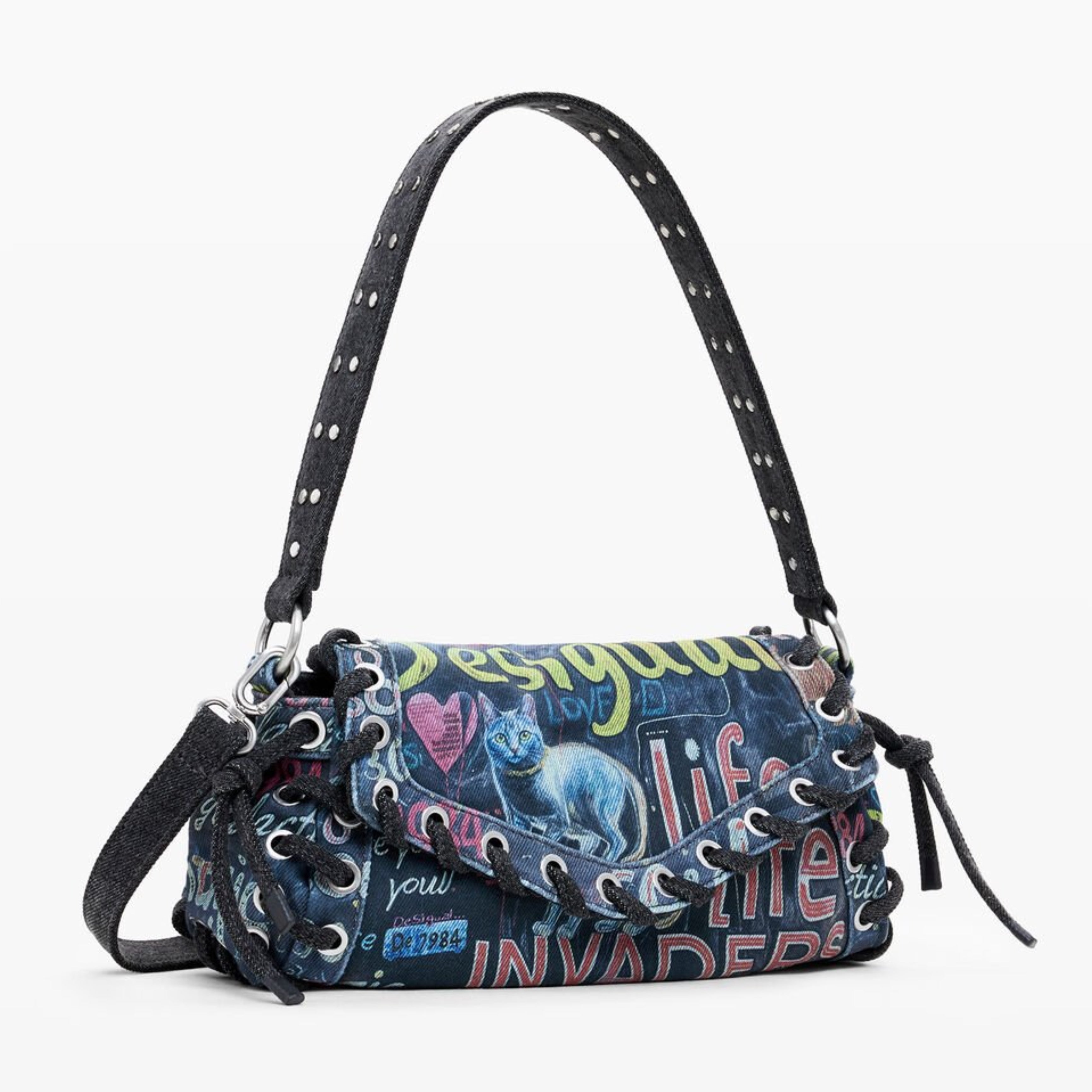 Дамска чанта Women’s medium graffiti bag Desigual 25WAXD22 9019 angled view