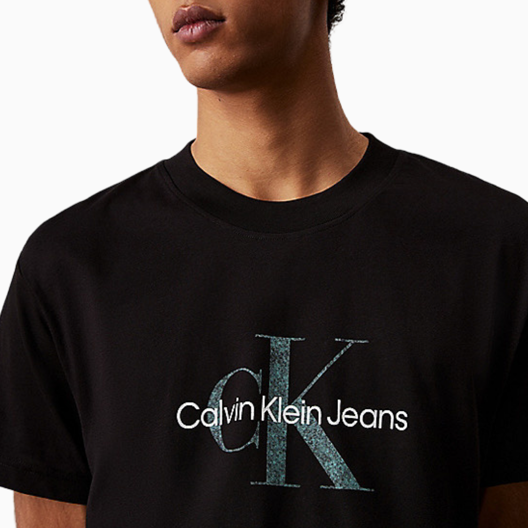 Мъжка черна тениска Calvin Klein Jeans J30J327086