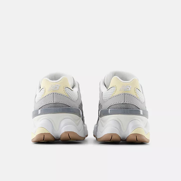 Дамски маратонки New Balance 9060 Women Sneakers GC9060AB Heel View