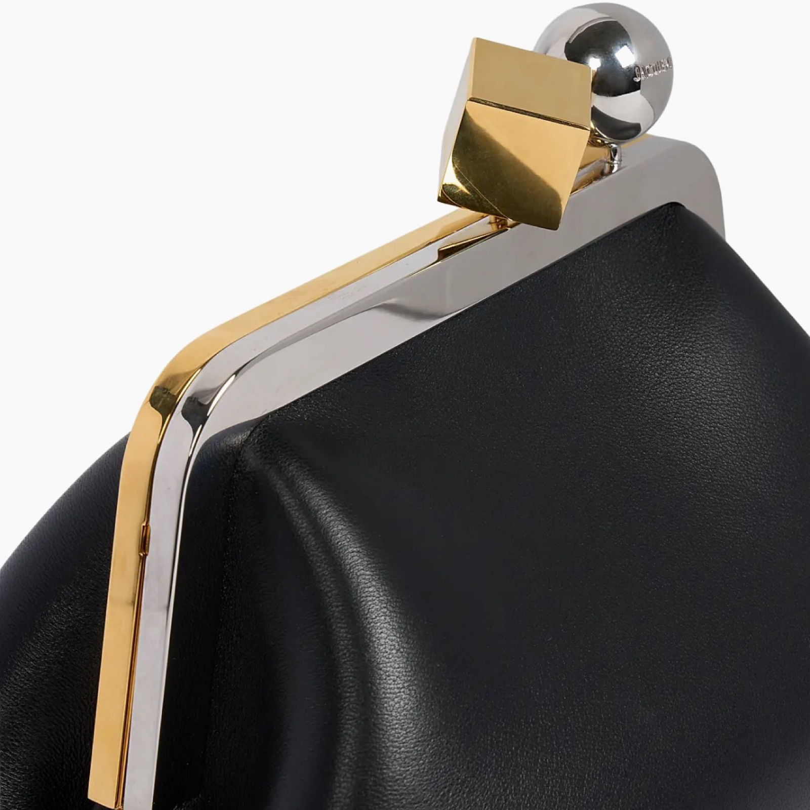 Jacquemus Le Berlingot Clutch Bag BAW00451AC27L14990 Close-Up