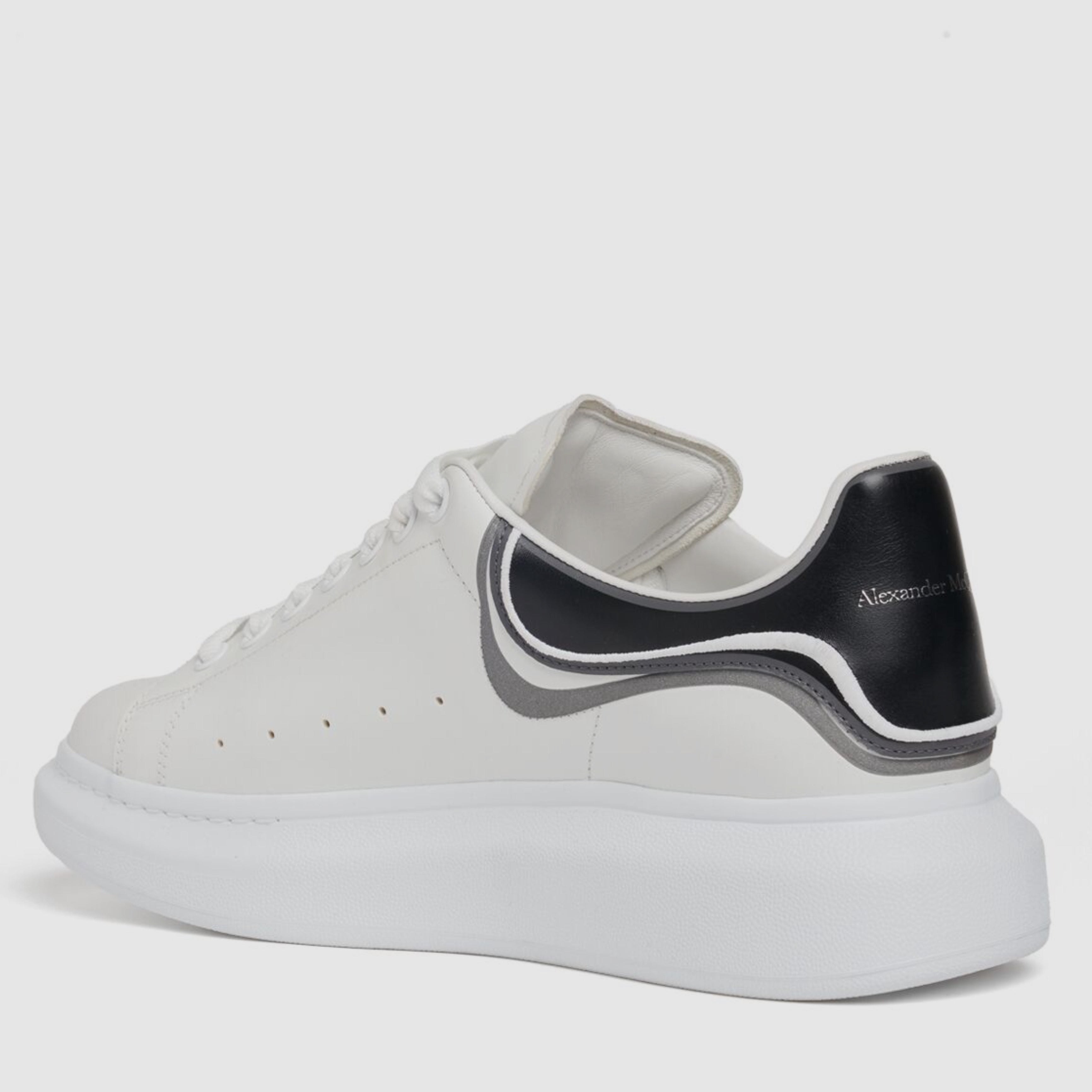 Мъжки кецове от естествена кожа в бяло Men’s sneakers Alexander Mcqueen
794498WIEEZ-8775-415 White