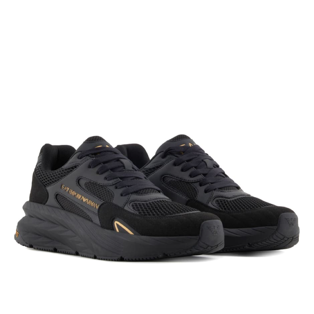 Мъжки черни маратонки EA7 Emporio Armani Men Sneakers X8X178 XK382 M701 Lateral View