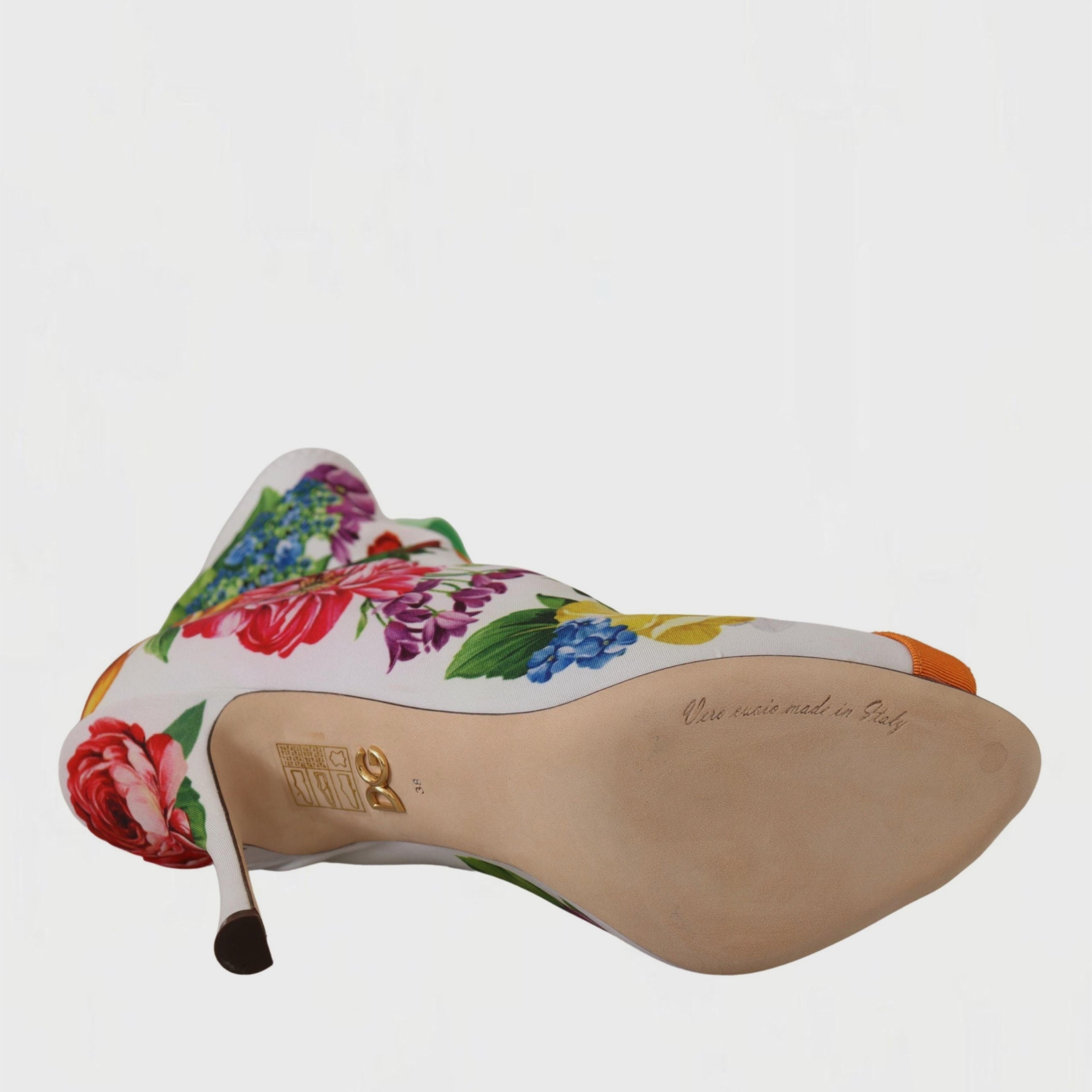 Дамски луксозни многоцветни обувки на висок ток с цветя DOLCE & GABBANA
Women’s Floral Open Toe Jersey Heels