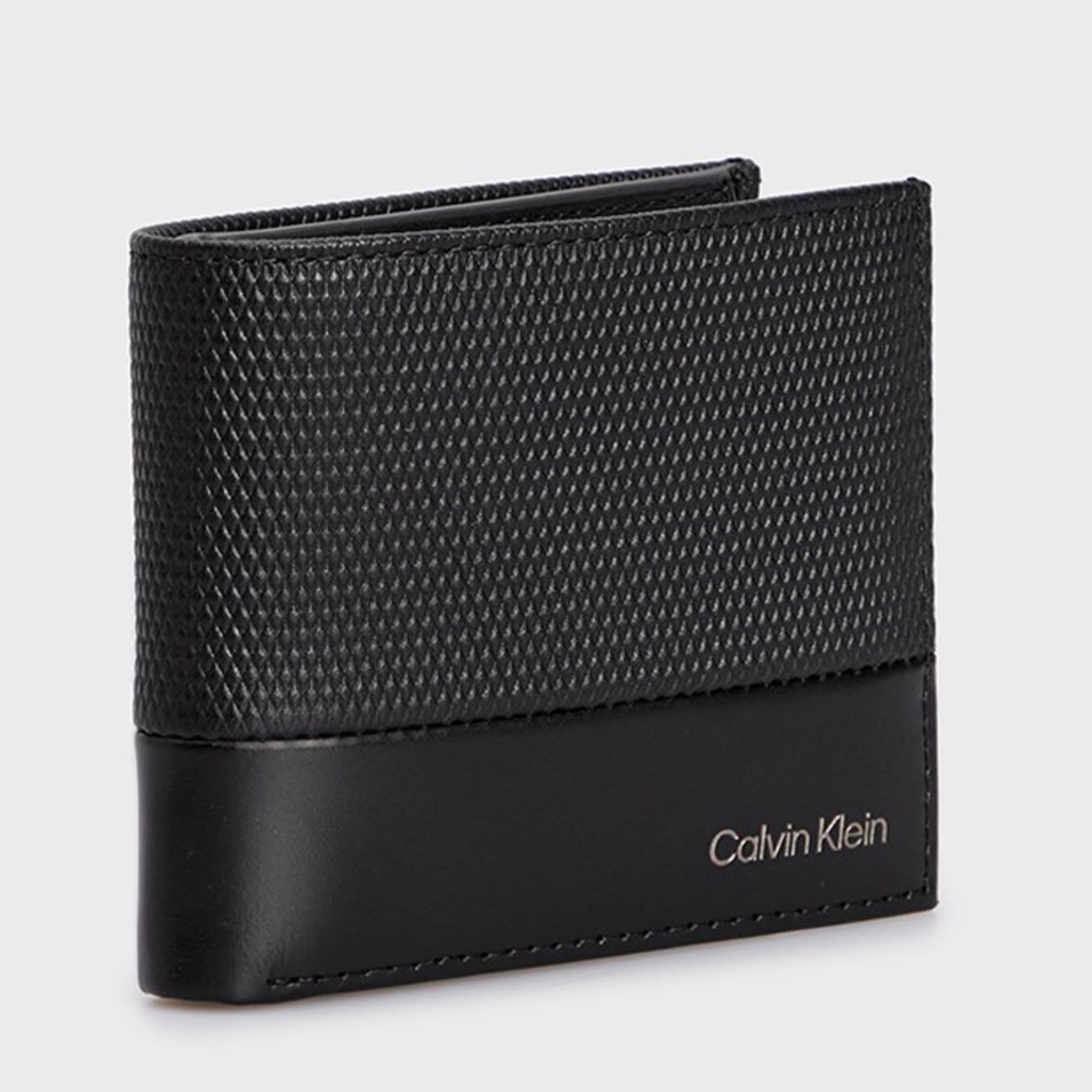 Мъжки портфейл естествена кожа Calvin Klein K50K512423 с RFID защита