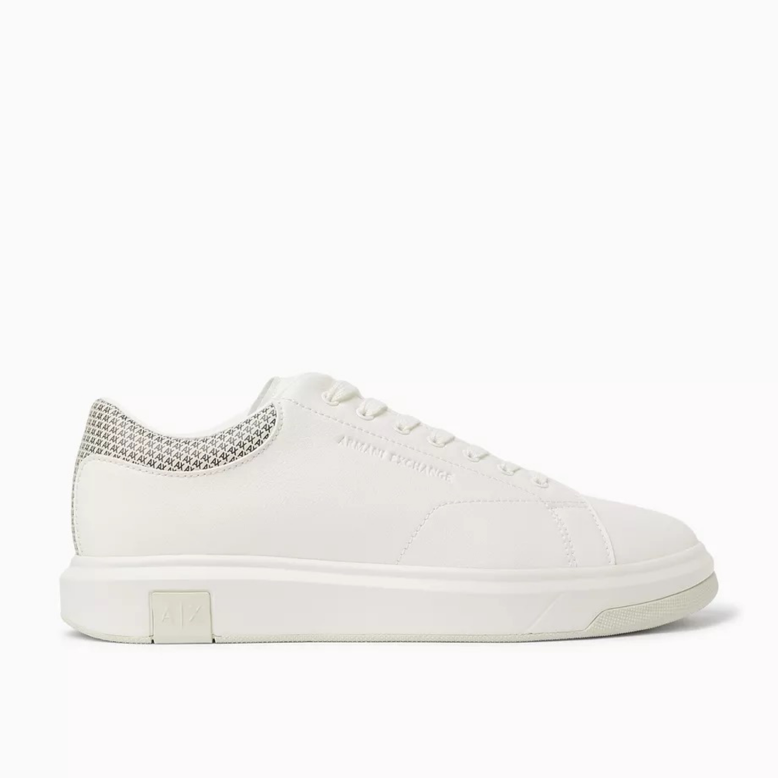 Мъжки бели кецове Armani Exchange Men Sneakers XM001964 AF19403 MZ751 Lateral View