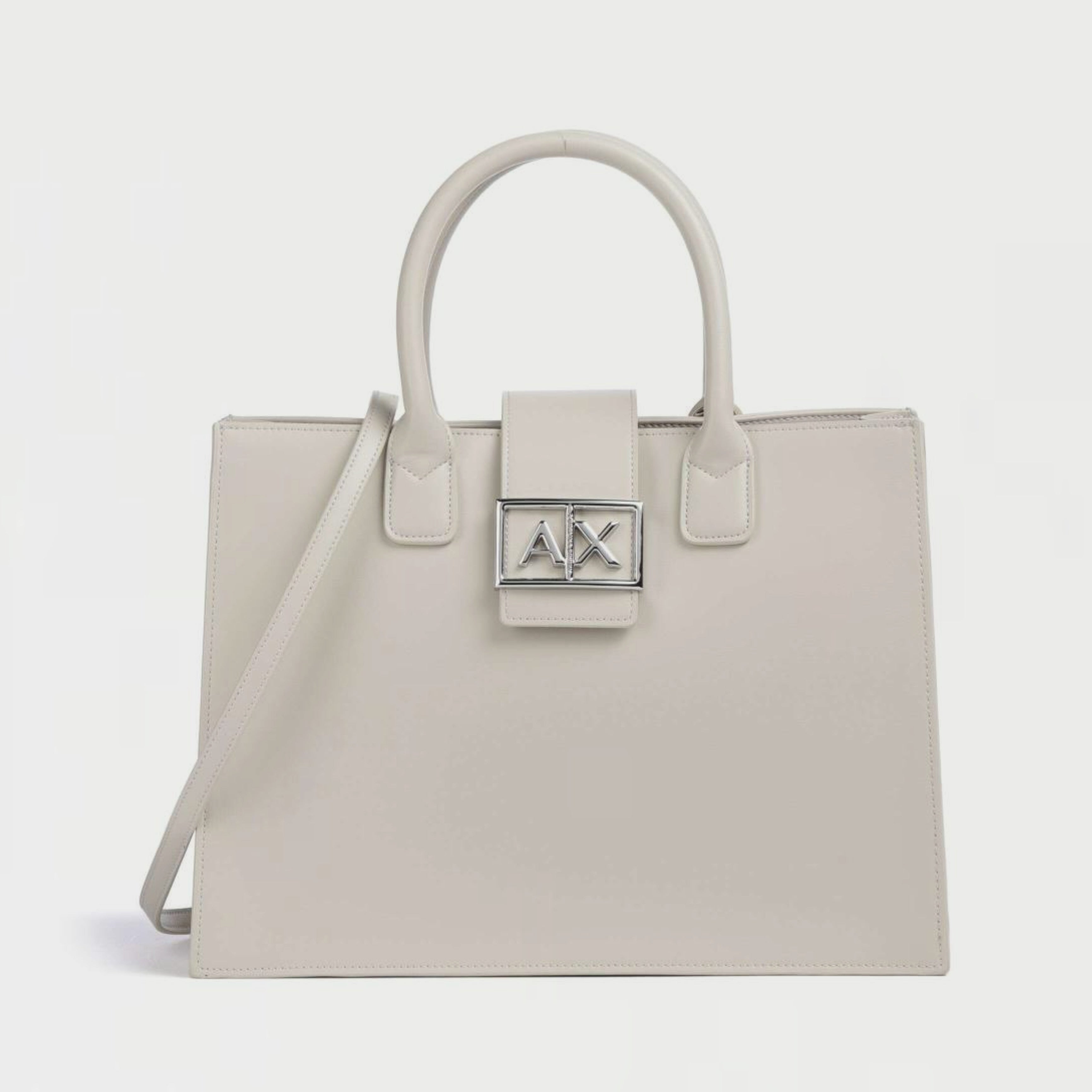 Дамска чанта в цвят слонова кост Women’s handbag Armani Exchange
Jodie XW000305 AF12039 Ivory