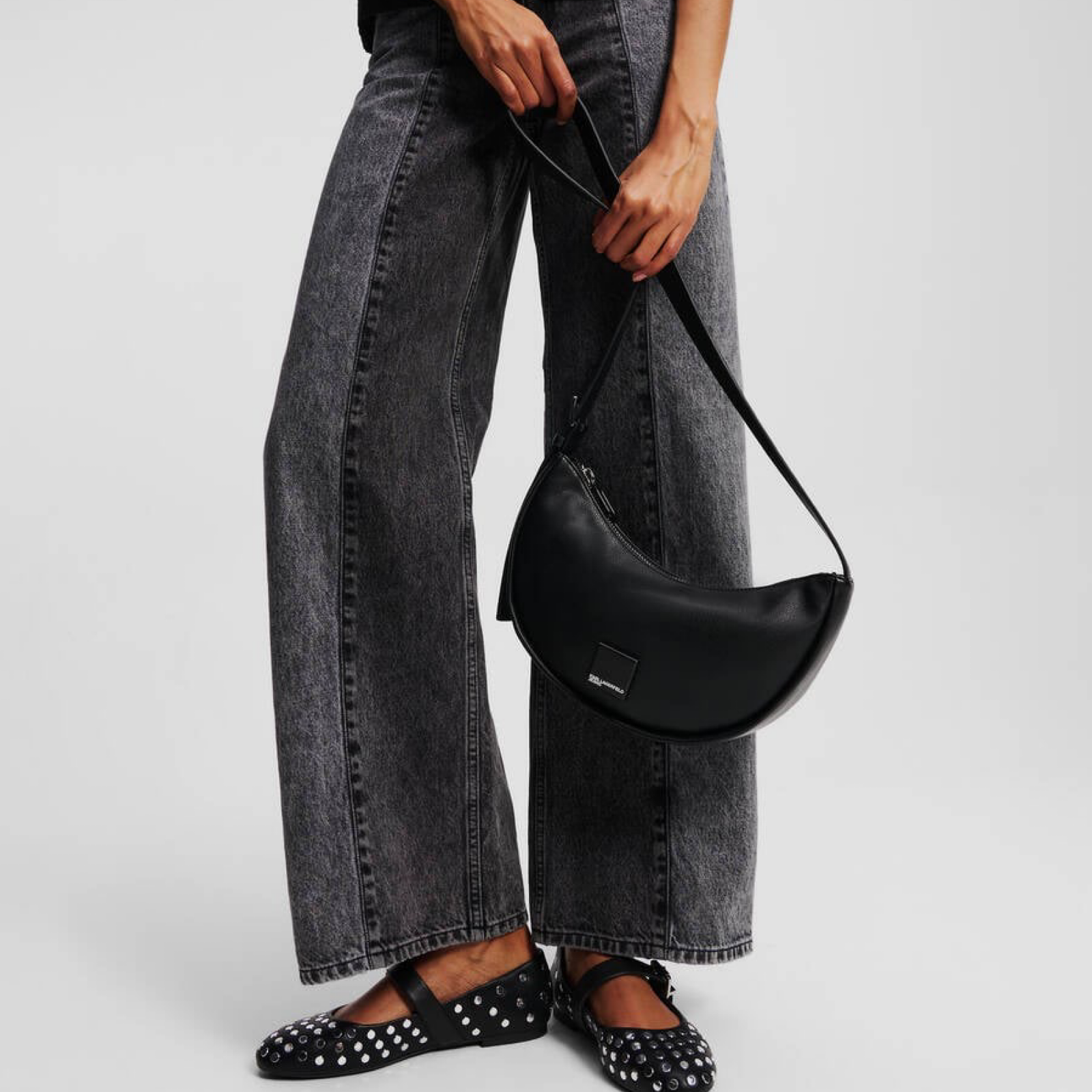 Дамска чанта Karl Lagerfeld Jeans A3W30206 Model View