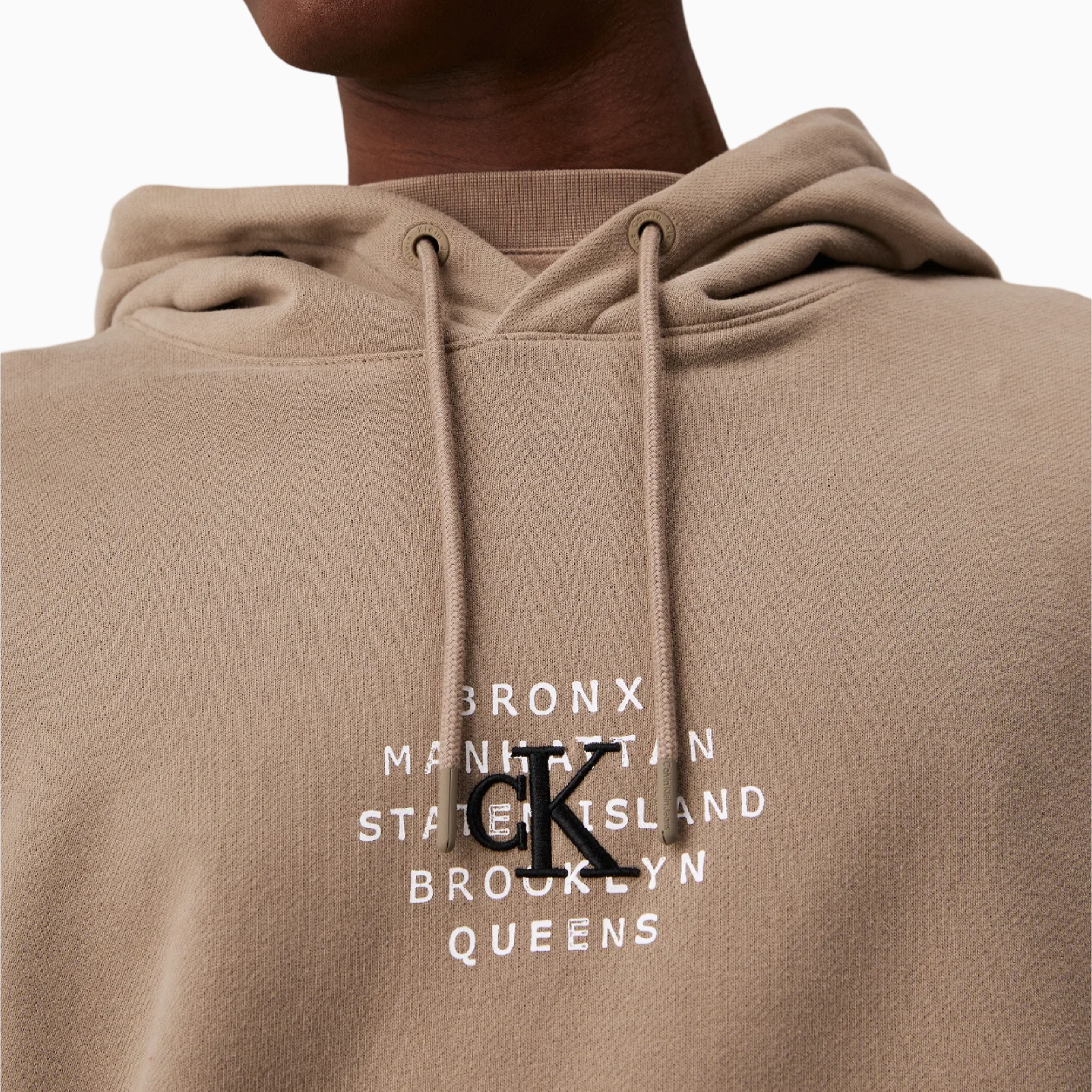 Мъжко бежово худи Calvin Klein Jeans 
J30J326879