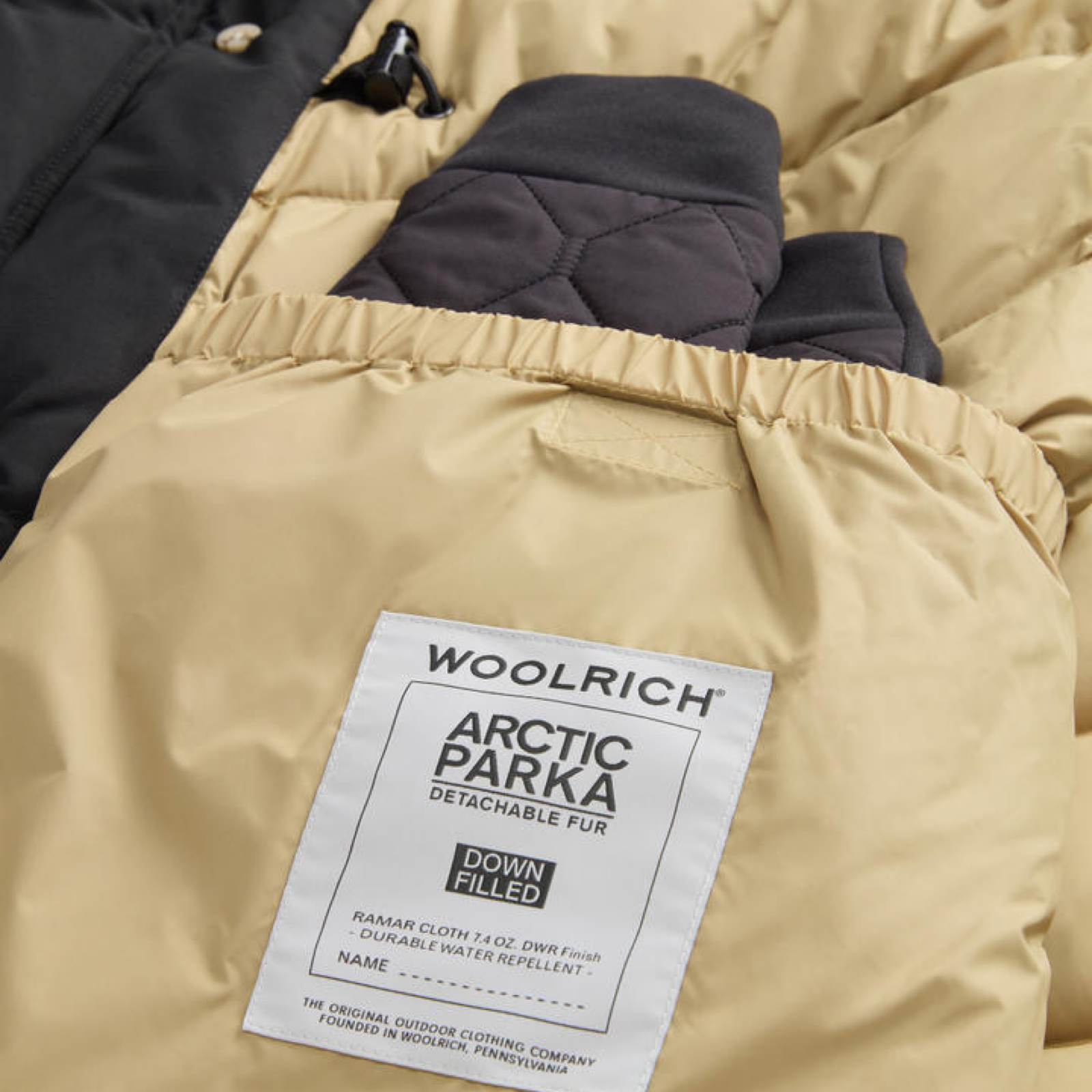 Мъжко парка яке Woolrich Parka Arctic Men Jacket CFWOOU0482MRUT0001 BLK Close-Up