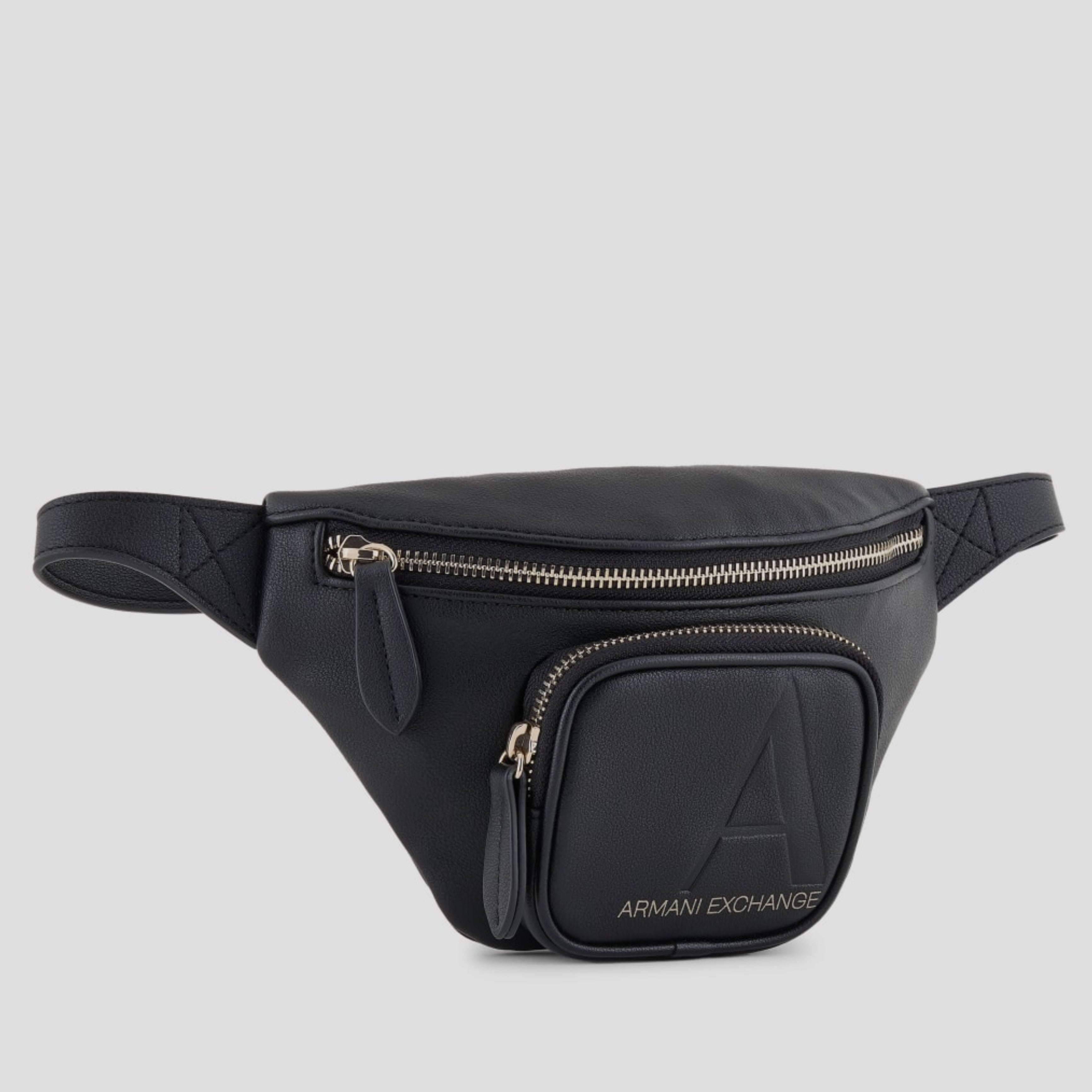 Дамска чанта за кръста тип банан в черно Women’s waist bag Armani Exchange
949175 4F715 00020 Black