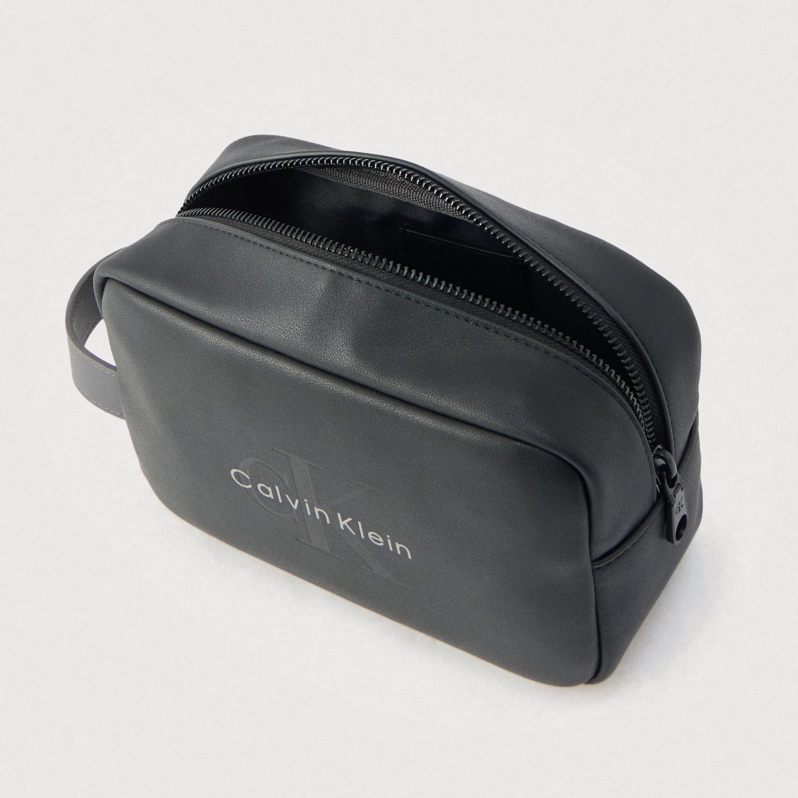 Мъжка козметична чанта Calvin Klein Men Bag LV04D1238G UB1 Top View