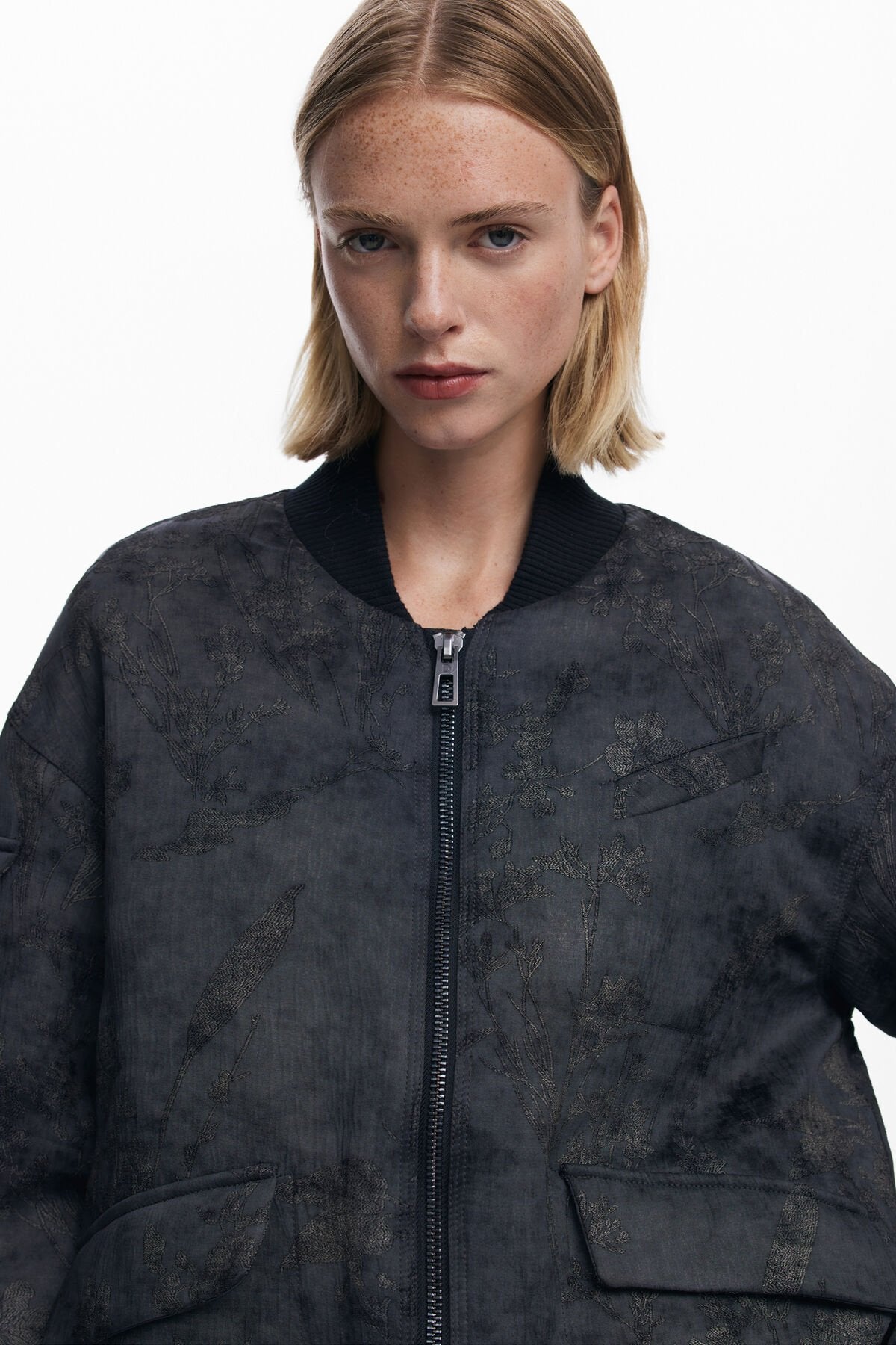 Дамско яке Women’s bomber jacket Desigual 25WWEW26 2000