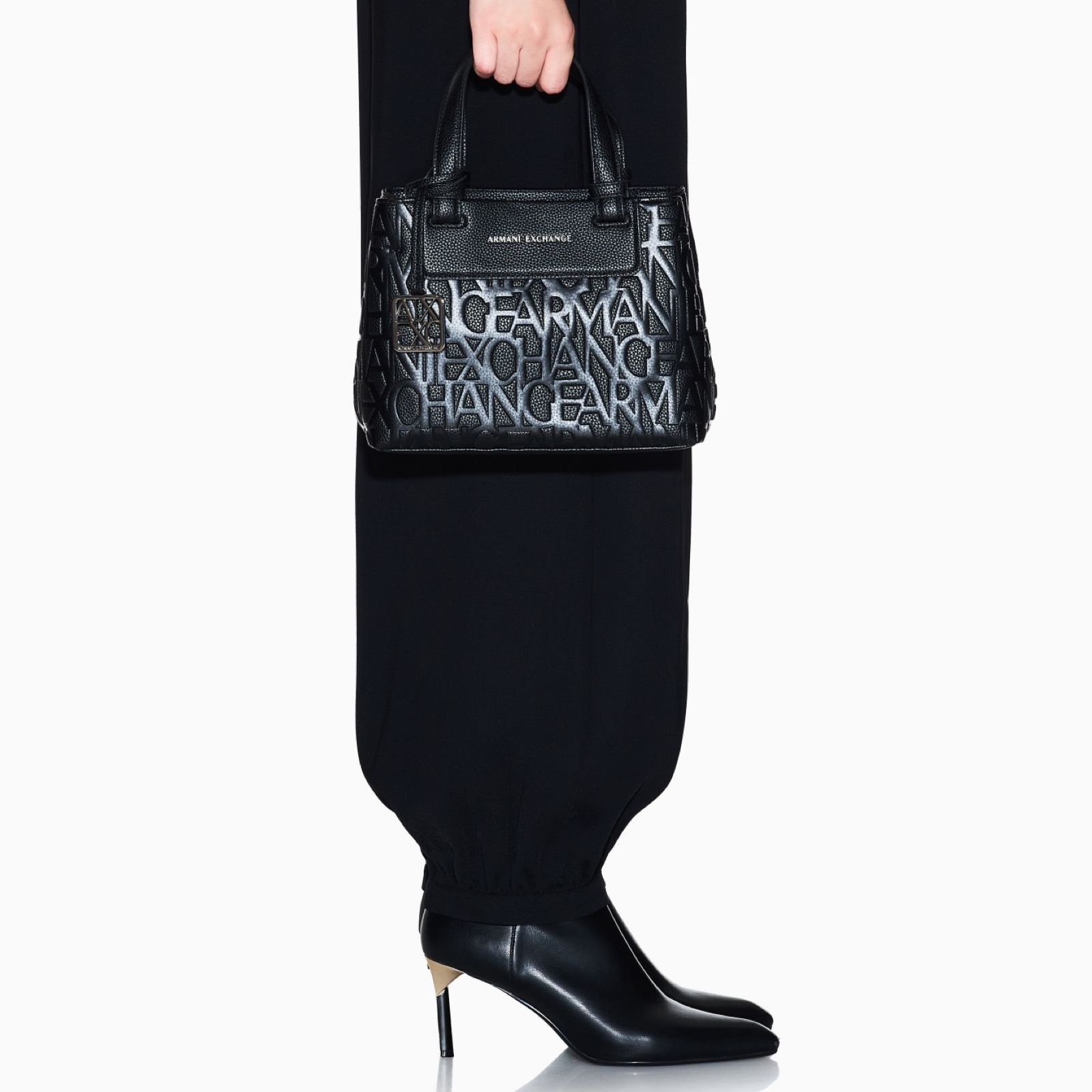 Дамска чанта Armani Exchange Women Handbag XW001576 AF15774 UC001 Hand View