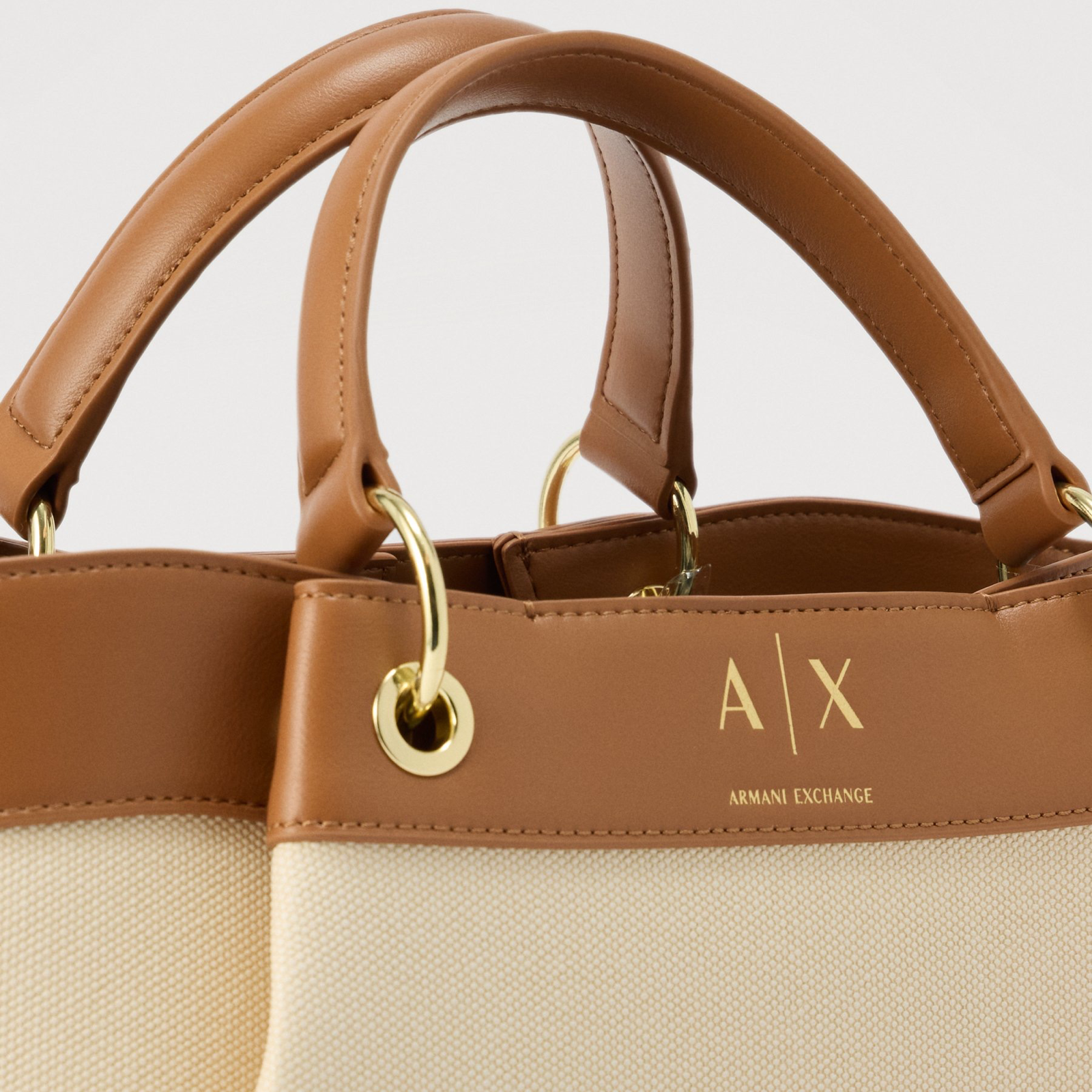 Дамска чанта Armani Exchange Women Handbag XW000393 AF22518 M6261 Close-Up