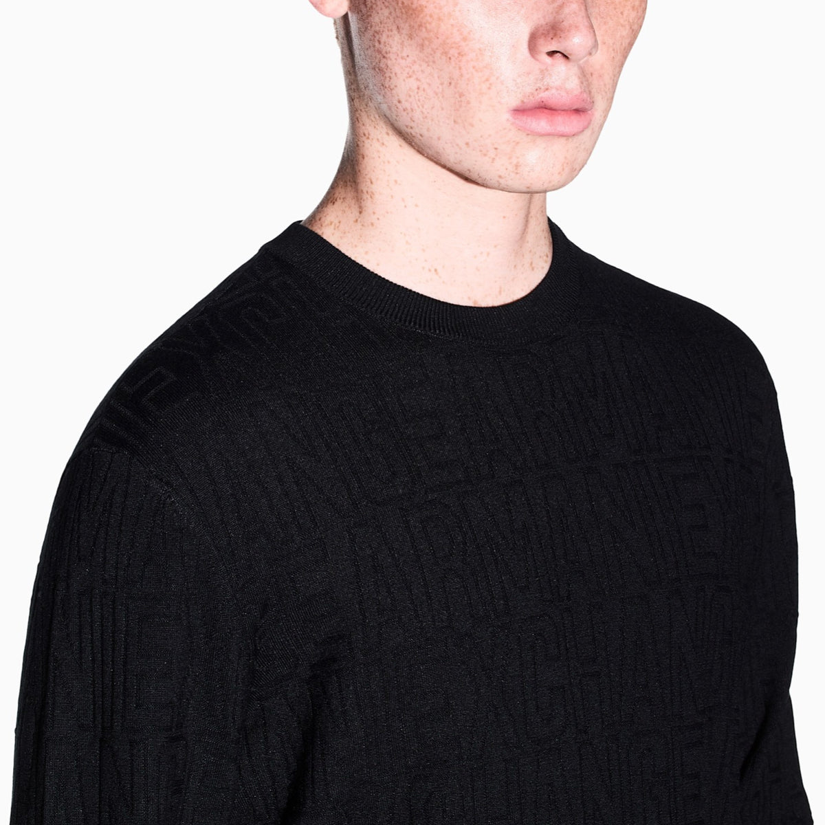 Мъжки пуловер Armani Exchange men’s knitwear XM002986 AF10454 UC001 Close-up 