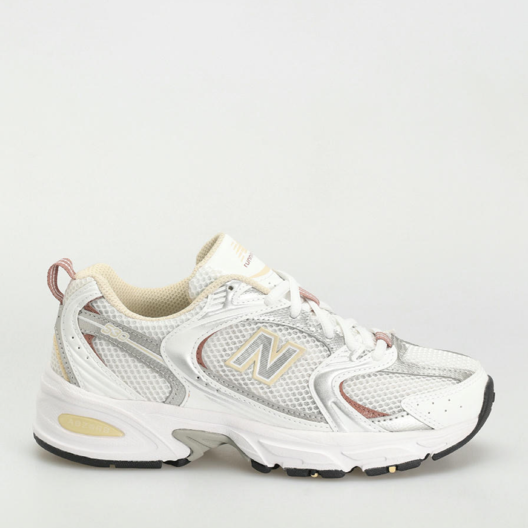 Дамски маратонки New Balance 530 https://supersklep.cz/i344693-boty-new-balance-530-white-silver-beige