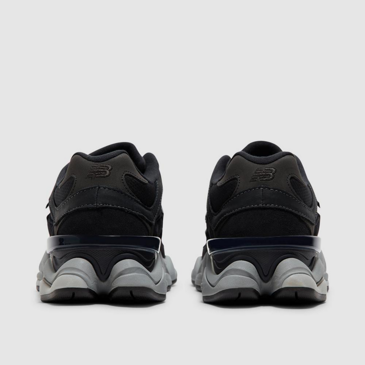 Дамски маратонки New Balance 9060 Women Sneakers U9060ORA Heel View