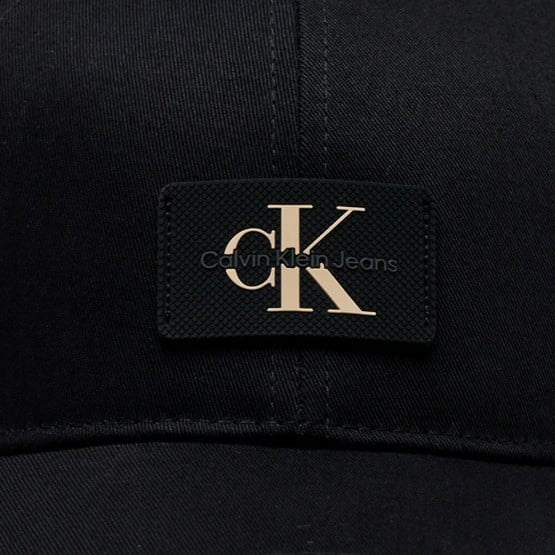 Шапка с козирка Calvin Klein Jeans K50K511797 BEH в черно