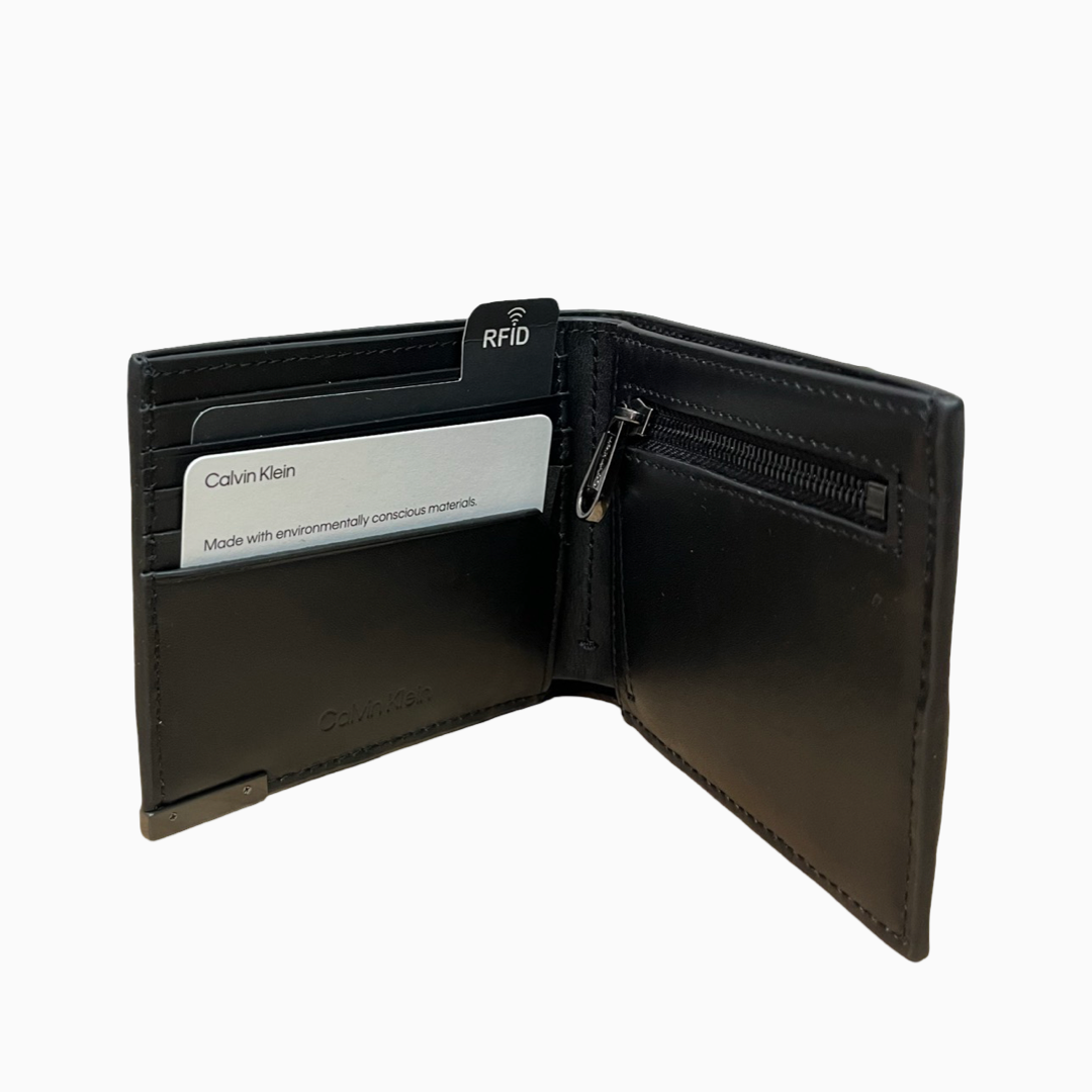 Мъжки портфейл от естествена кожа в черно men's wallet Calvin Klein K50K510316 Black