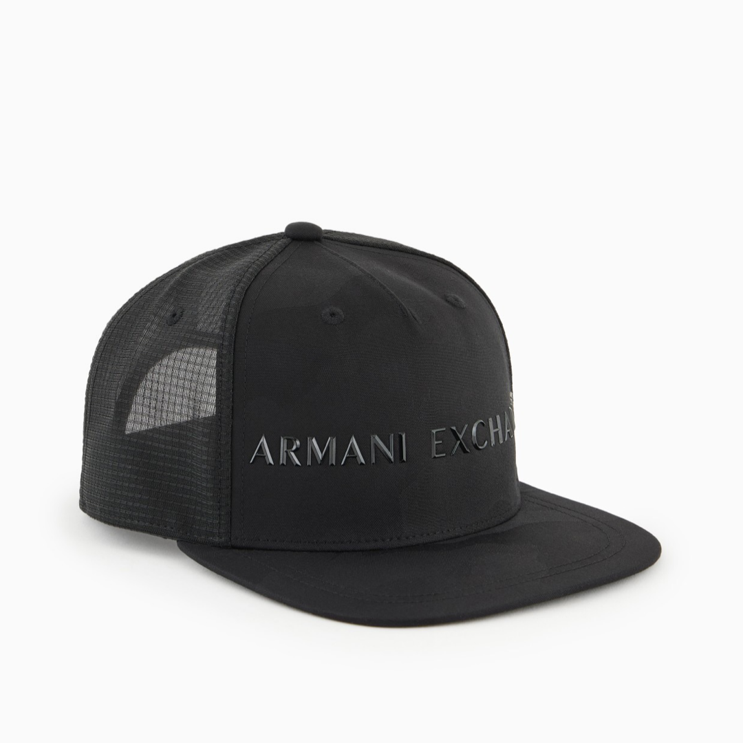 Мъжка черна шапка Armani Exchange XM000800 AF13170