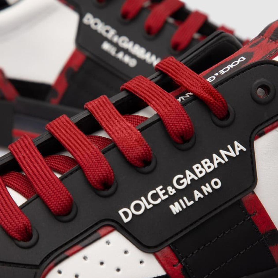 Dolce & Gabbana Custom 2.Zero Men Sneakers Close-Up