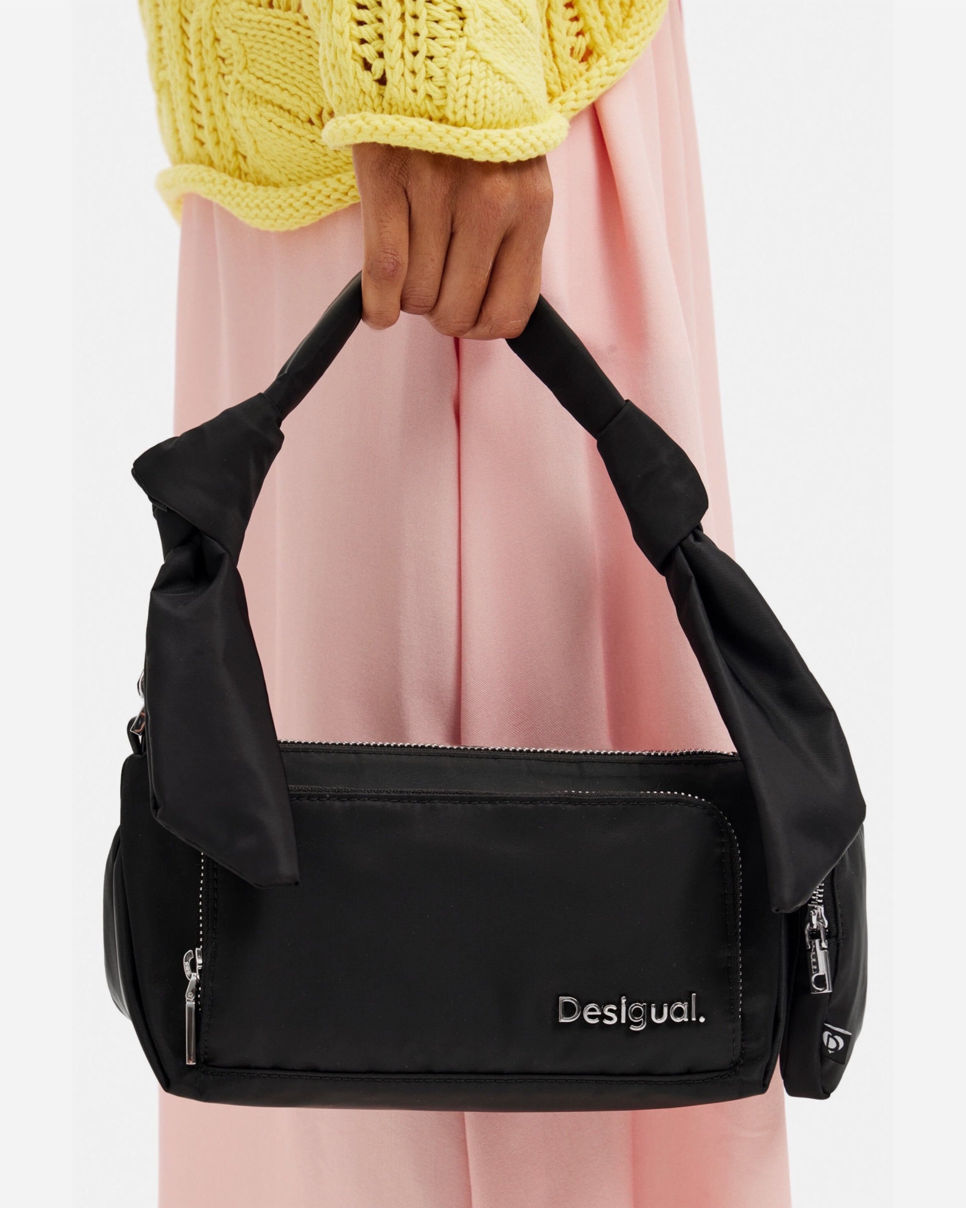 Дамска чанта за рамо в черно Women’s shoulder bag Desigual 24SAXY05 2000U Black