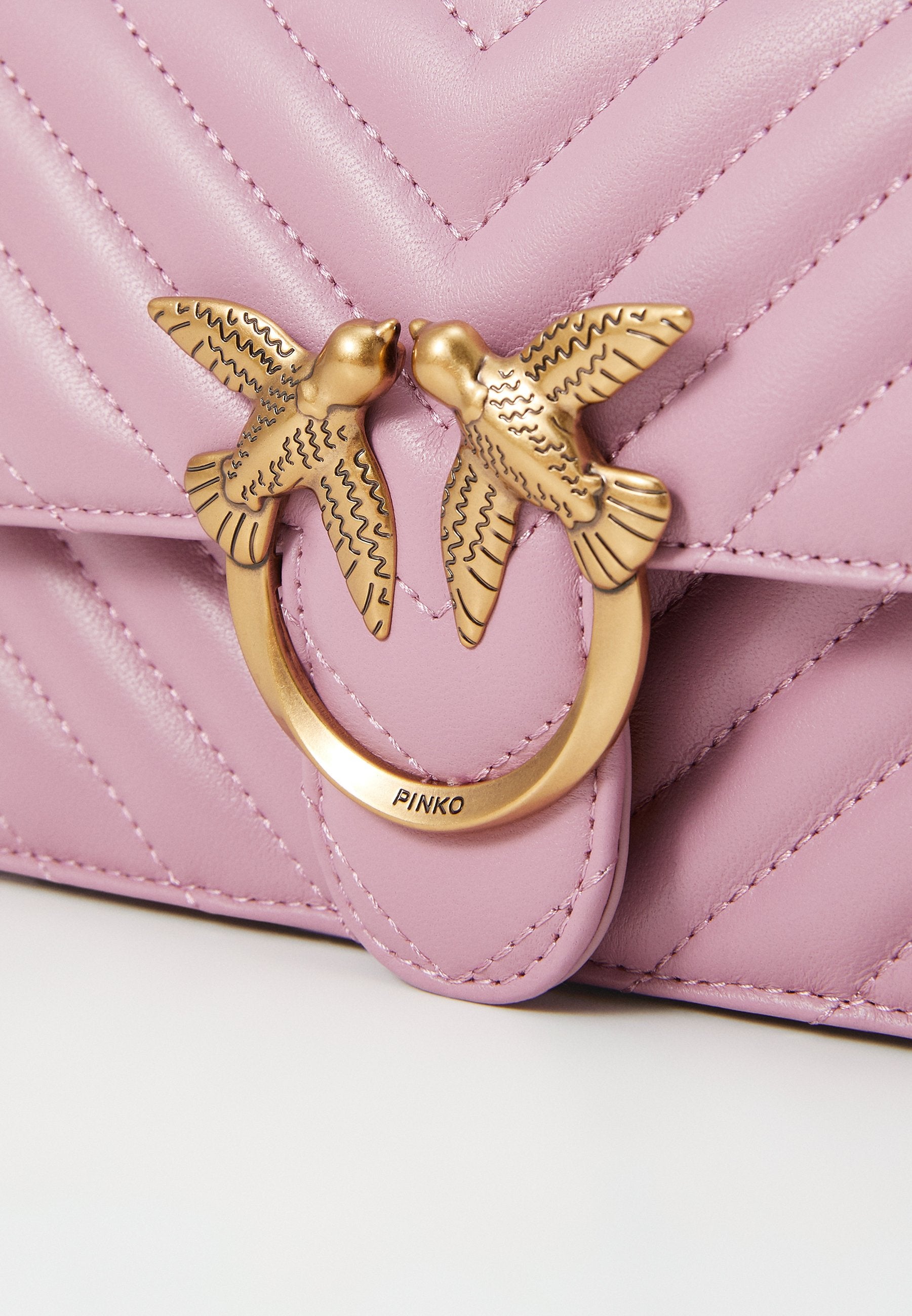 Дамска чанта Women’s shoulder bag PINKO Love Mini 100074 A0GK P26Q Pink logo view