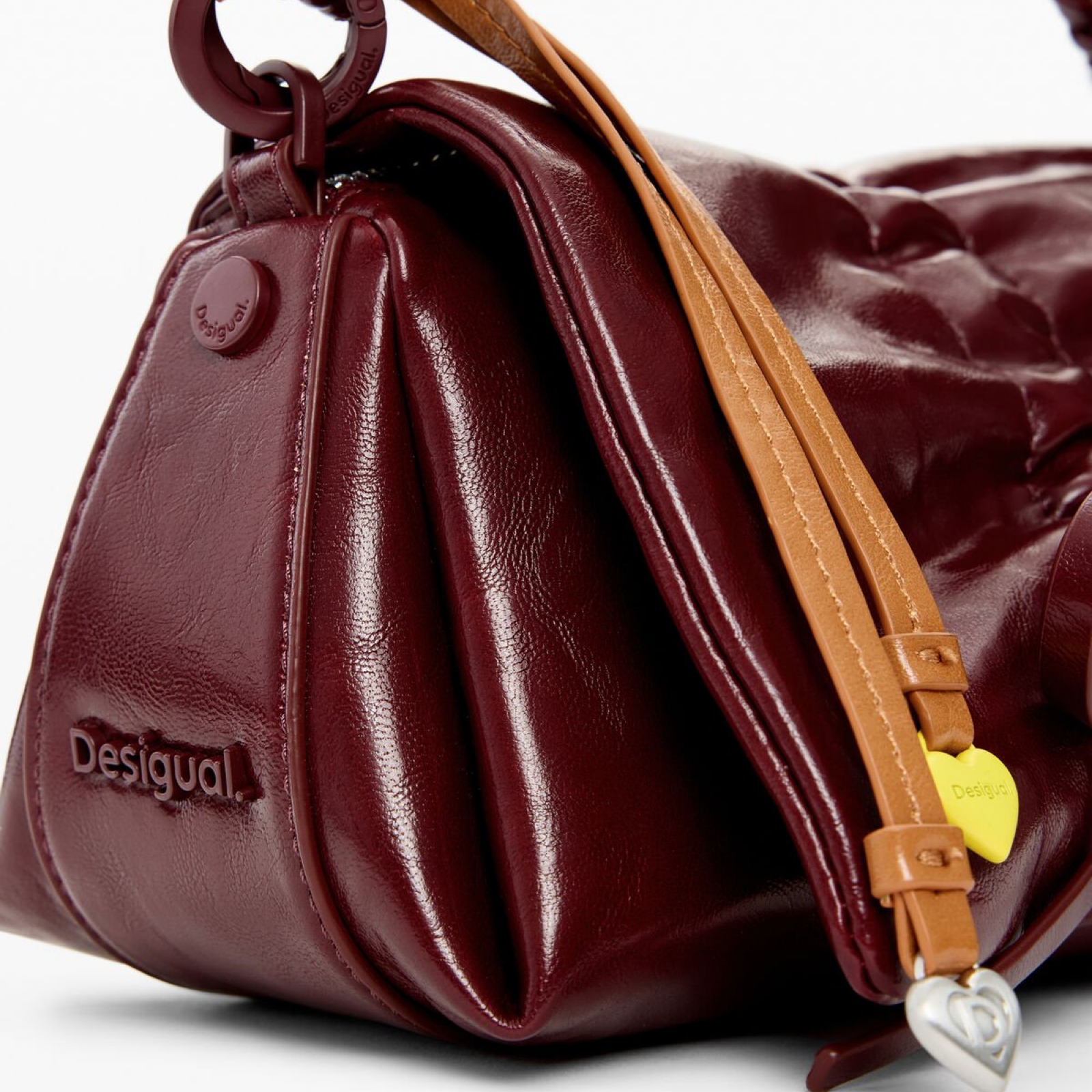 Дамска чанта Desigual Women Handbag 26SAXP91 3032U Close-Up