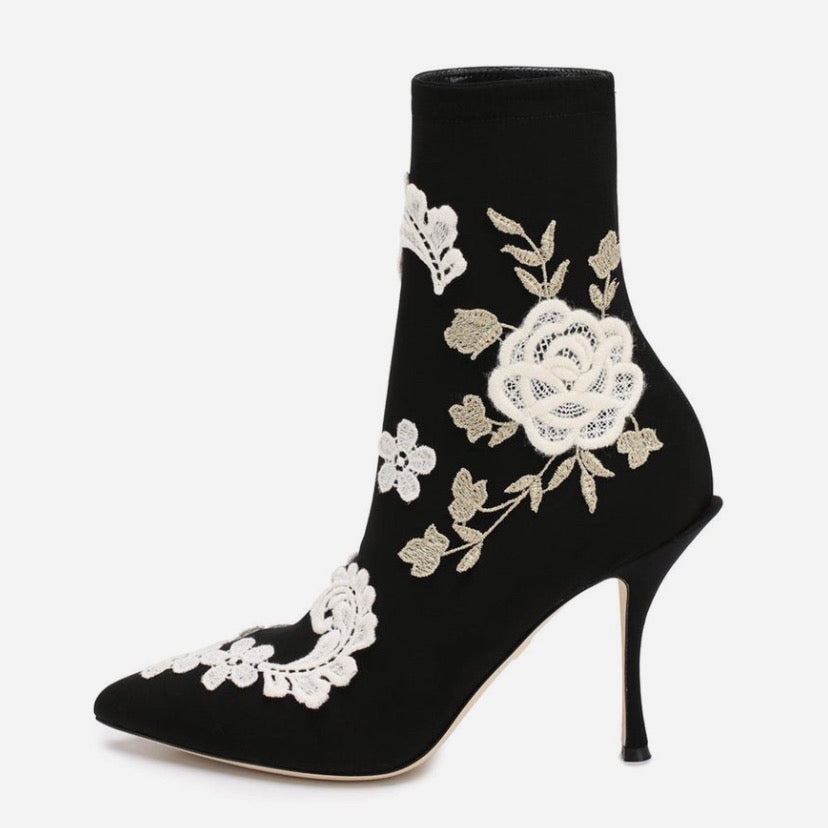 Дамски луксозни черни боти с бродерия DOLCE & GABBANA Women’s Black White Embroidery Ankle Boots