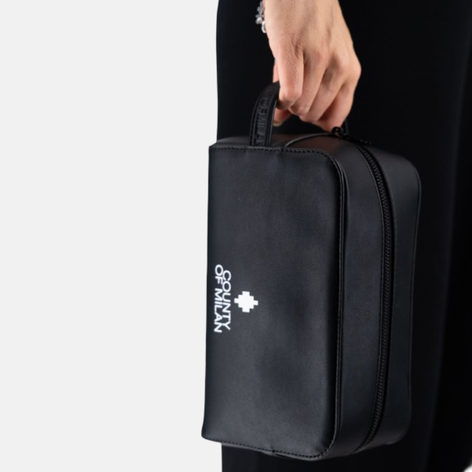 Мъжка козметична чанта Country Of Milan Men Wash Bag COMAF250148 Hand View