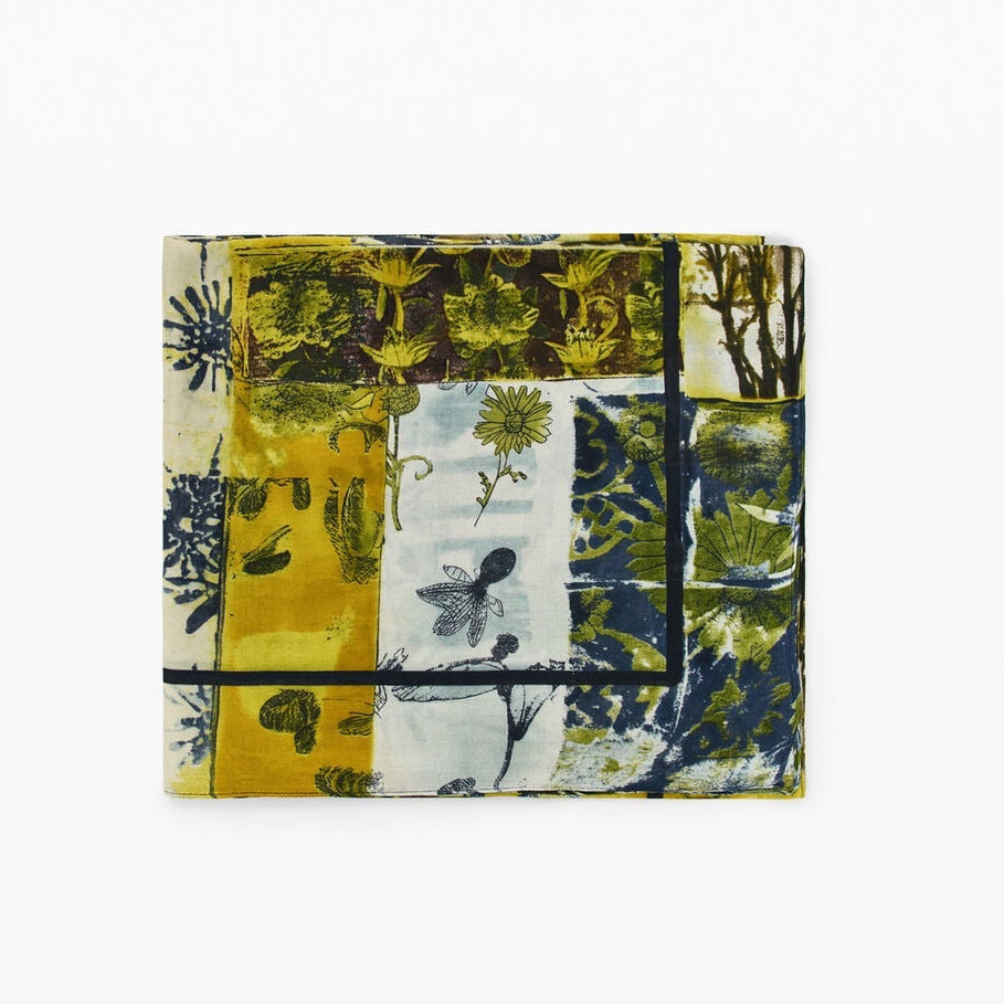 Дамски шал Desigual women’s scarf 26WAWA27 4003 Front view 