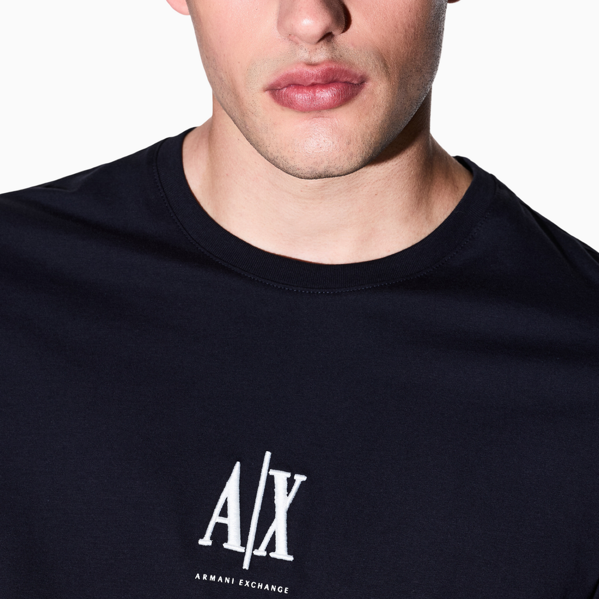 Мъжка синя блуза Armani Exchange Men Long Sleeve T-shirt XM000364 AF12308 UB101 Close-Up