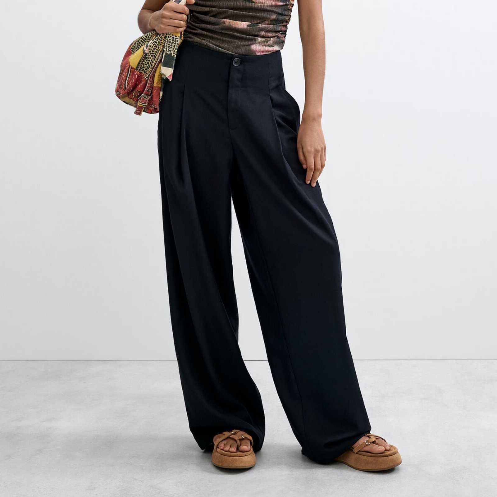 Дамски панталон Desigual Women Trouser 26WWPW11 2000 Front View