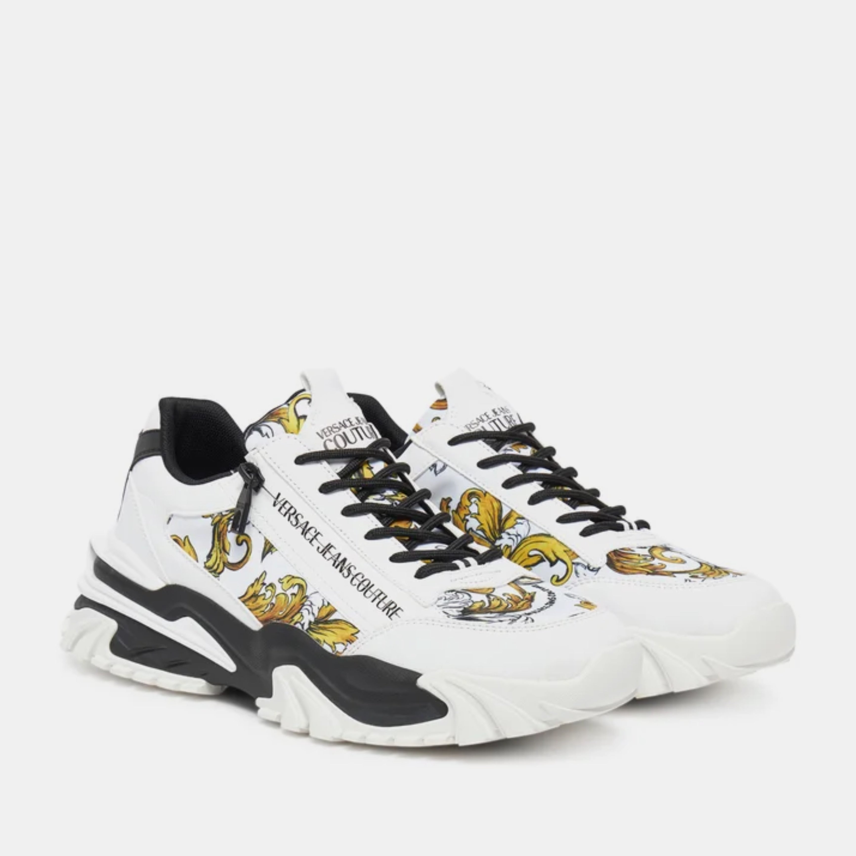 Мъжки кецове Men’s sneakers Versace Jeans Couture Trail Trek 78YA3SI5 ZSC57 G03 White Gold angled view