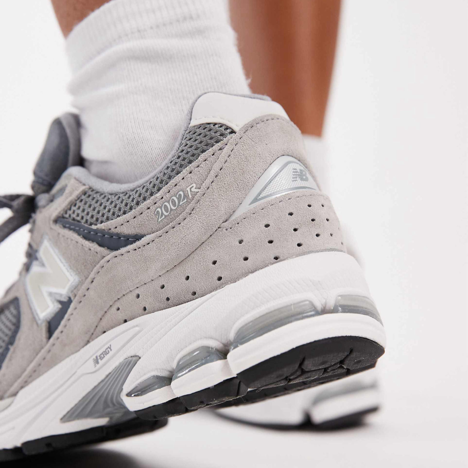 Дамски маратонки New Balance GC2002ST Women Sneakers Close-Up