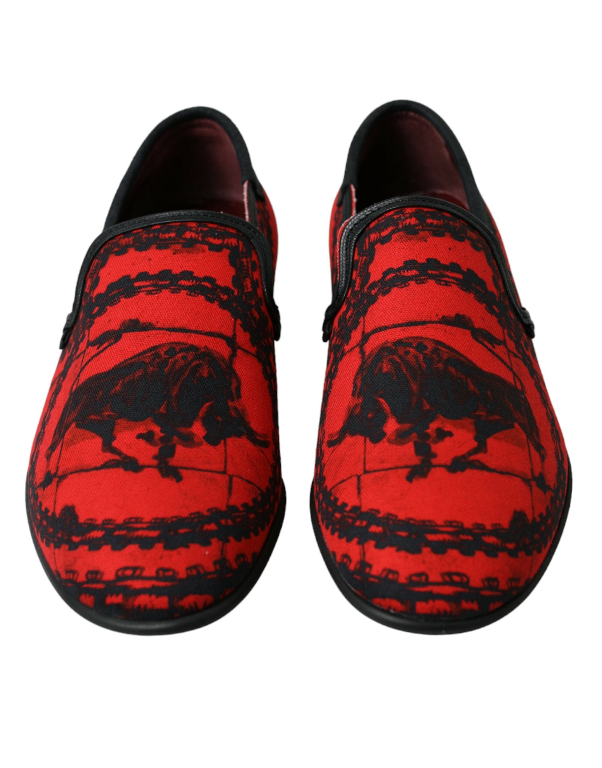 Dolce &amp; Gabbana, вдъхновени от Torero, луксозни червени и черни мокасини